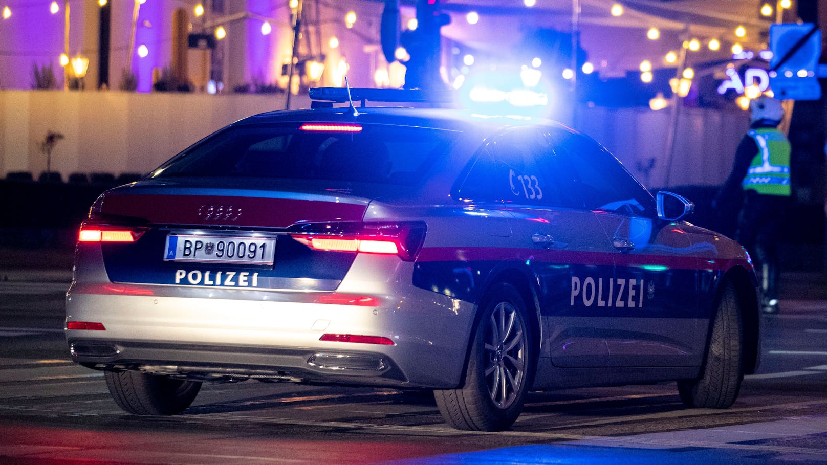 Faustschlag gegen Polizisten! Mann rastet in Spital aus