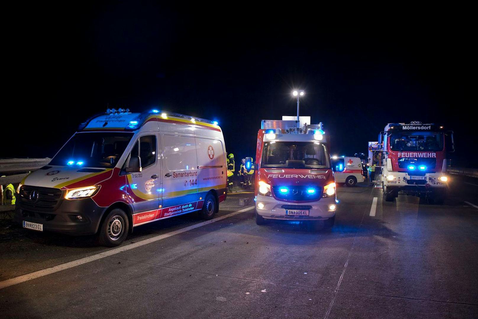 Schwerer Verkehrsunfall auf der A2 bei Traiskirchen im Bezirk Baden