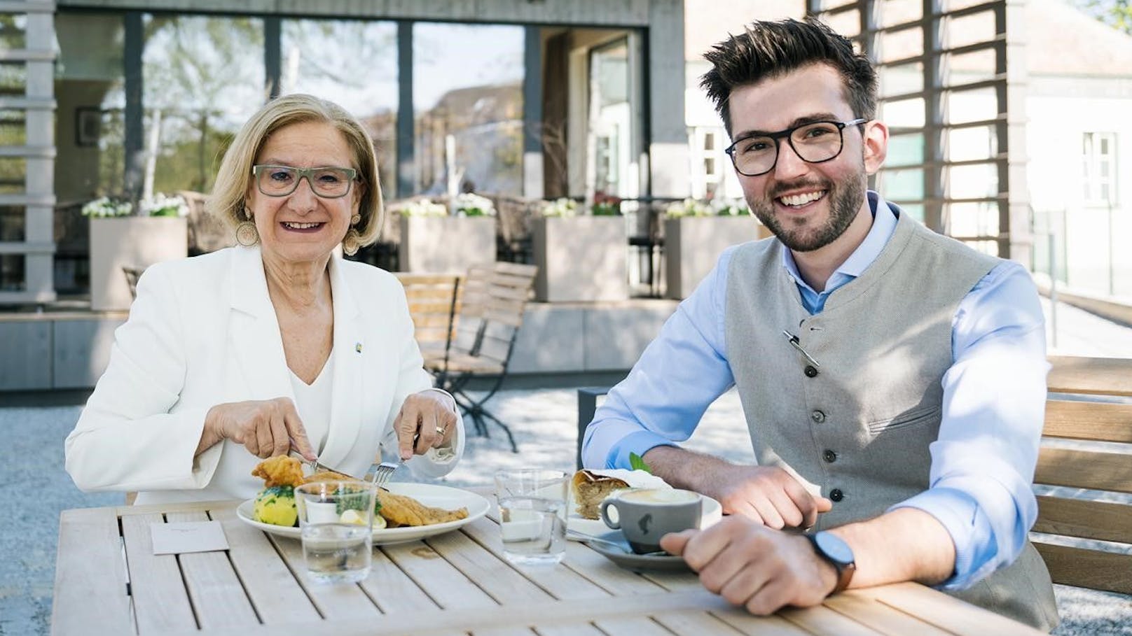 Mikl-Leitner: "Schnitzel hat Fixplatz auf Speisekarten"