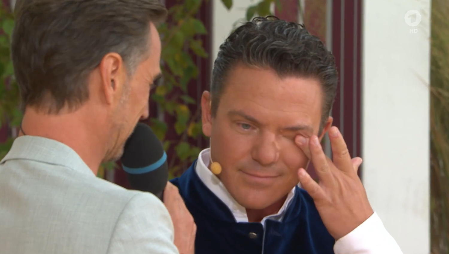 Heute.at - Nach Tod von Mutter: Mross sagt Show am Sonntag ab