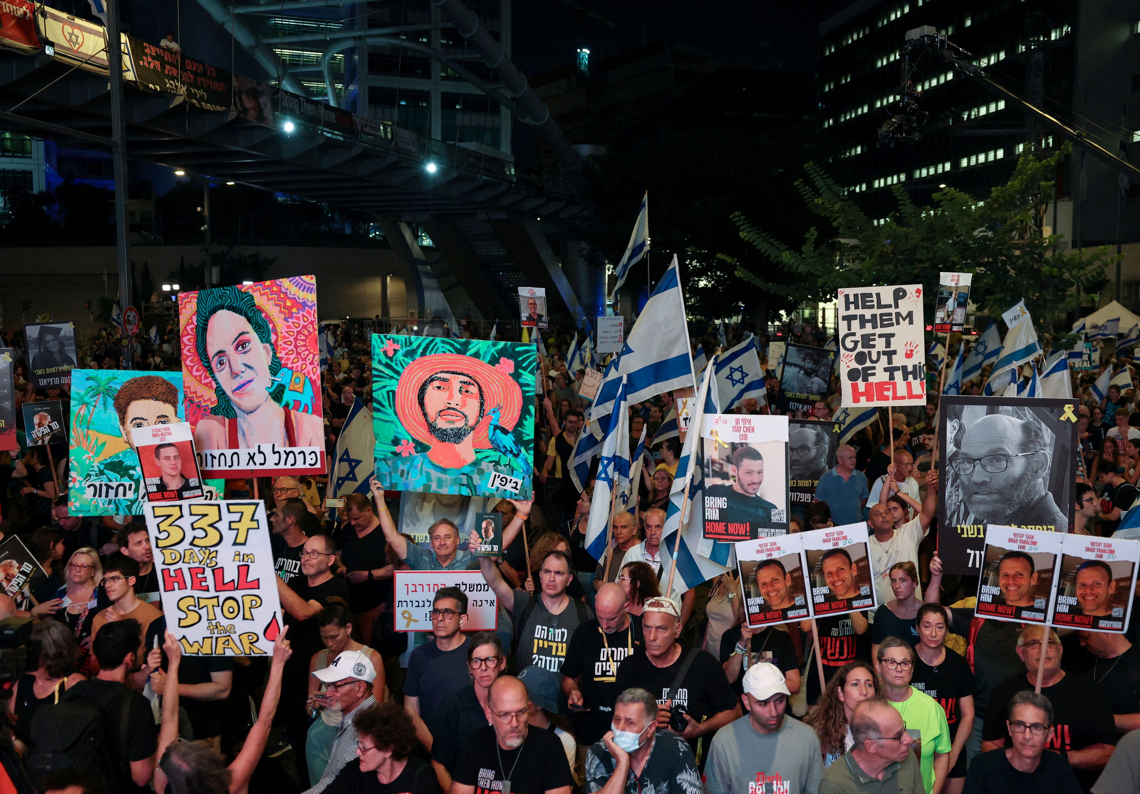 In Israel wird nach wie vor die Freilassung der Geiseln gefordert. Seitens Katar hat man sich nun aus den Verhandlungen als Vermittler zurückgezogen.