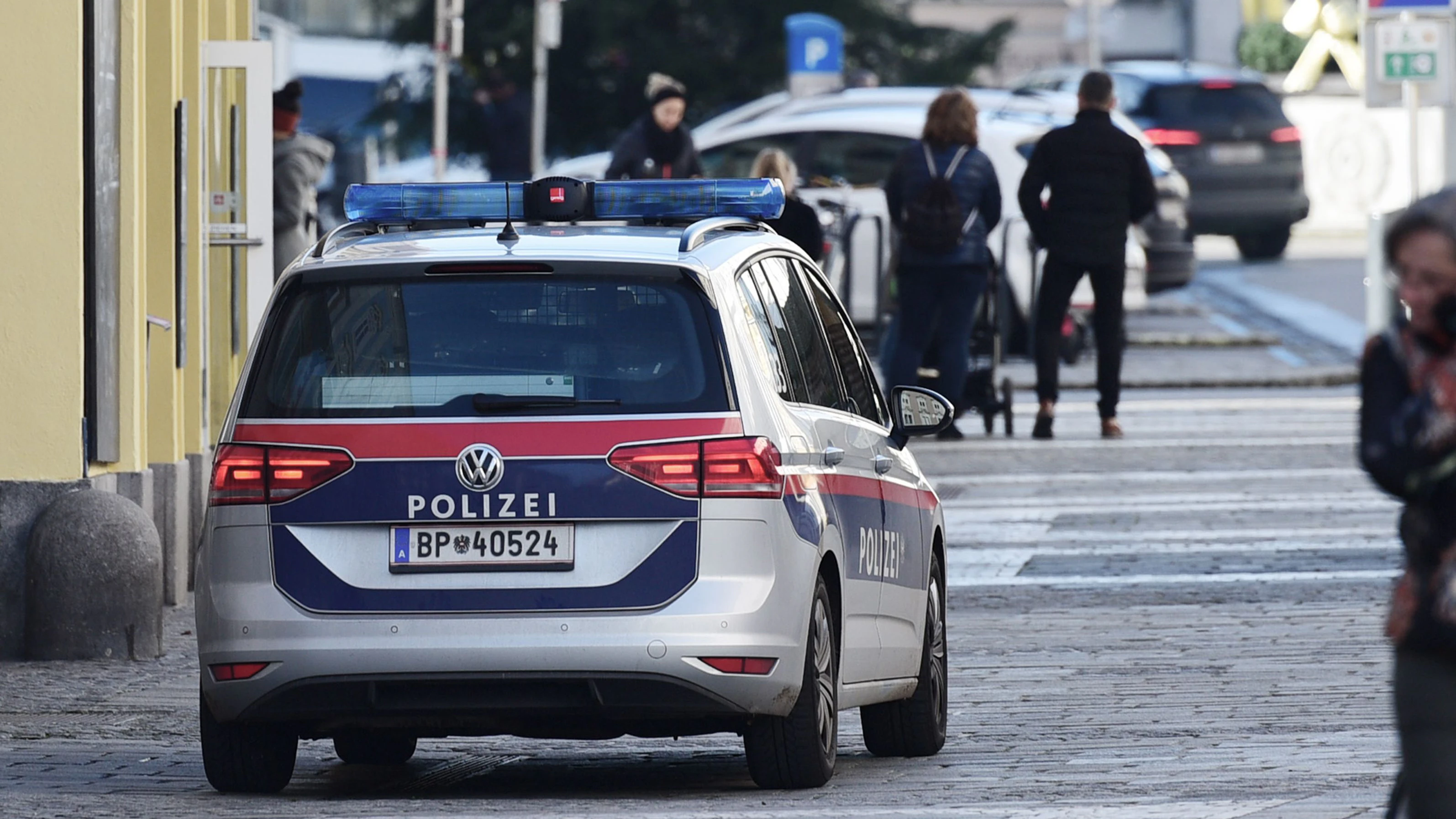 Passanten verständigten die Polizei, (Symbolbild)
