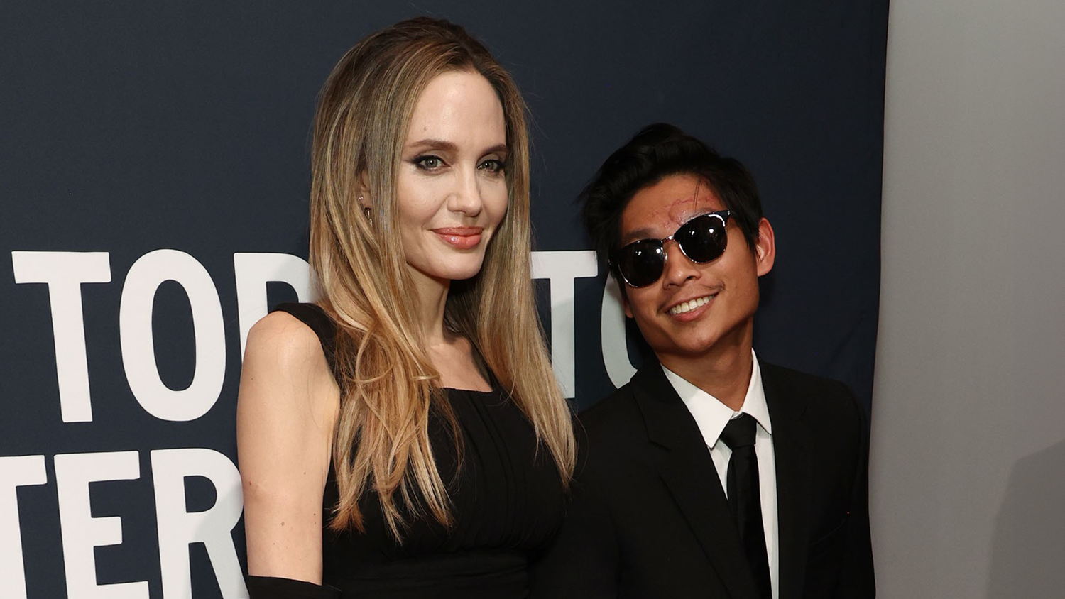 Angelina Jolie und ihr Sohn Pax bei den Filmfestspielen in Toronto.