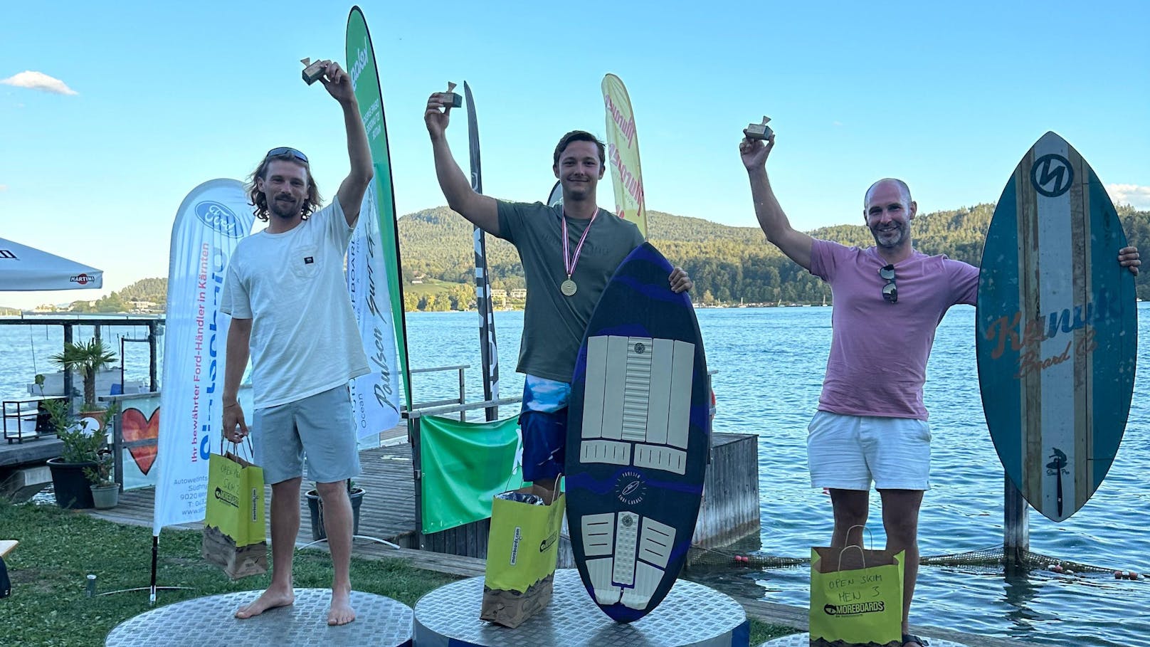 Tobias Konsel ist zweifacher Staatsmeister im Wakesurfen.