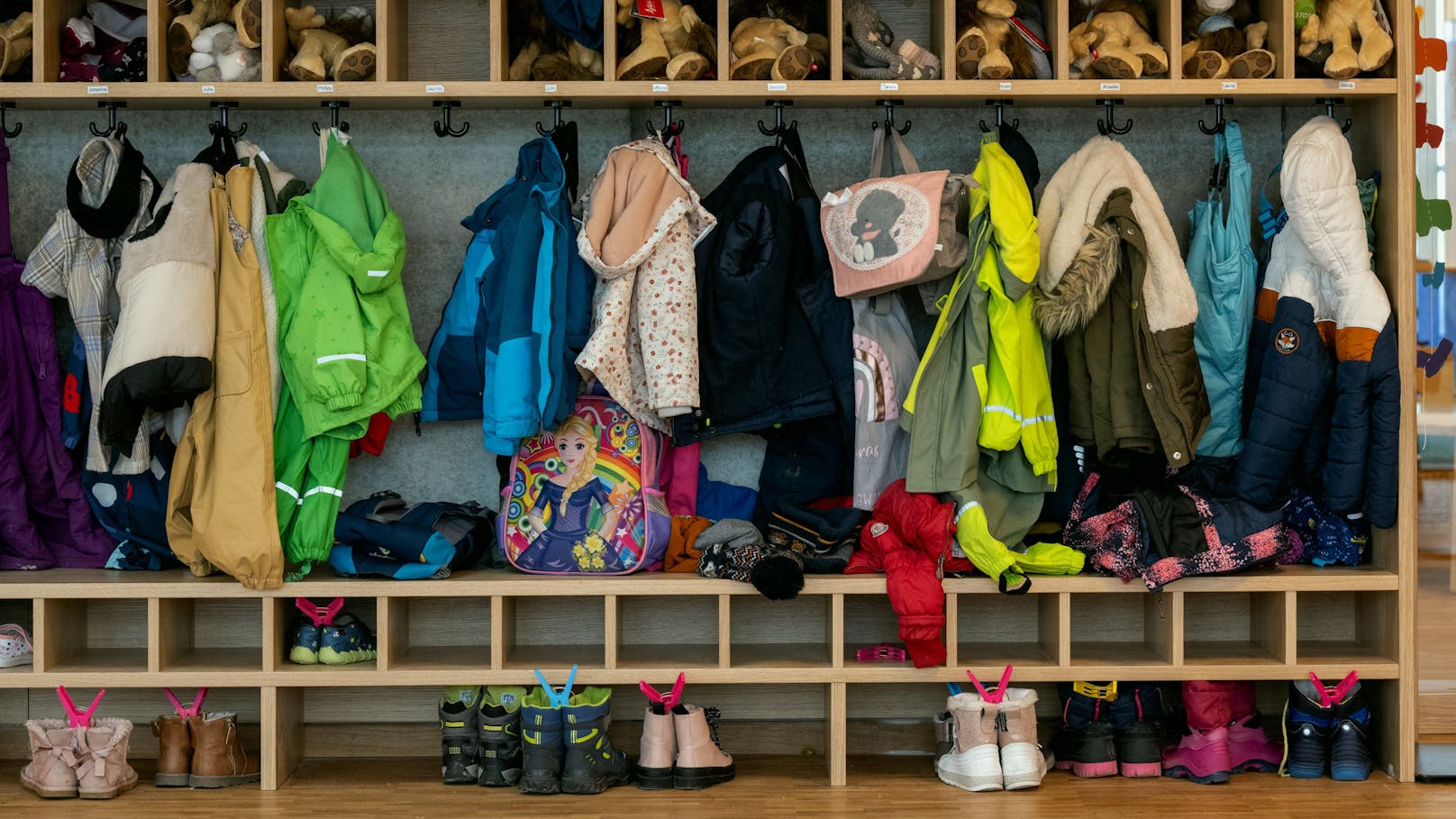 Wiener Kindergärten verbannen Symbole aus Garderobe