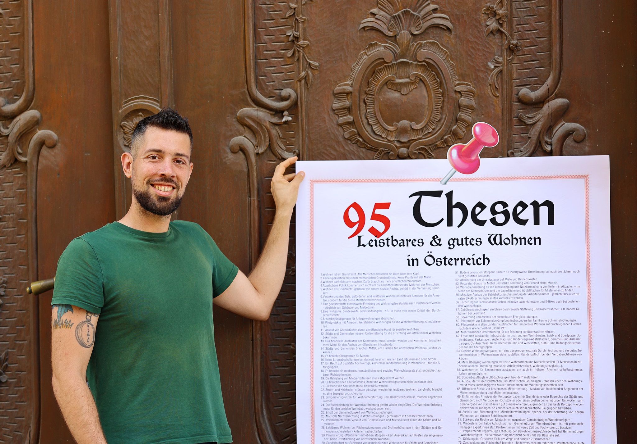 KPÖ-Spitzenkandidat Tobias Schweiger und seine 95 Thesen für 