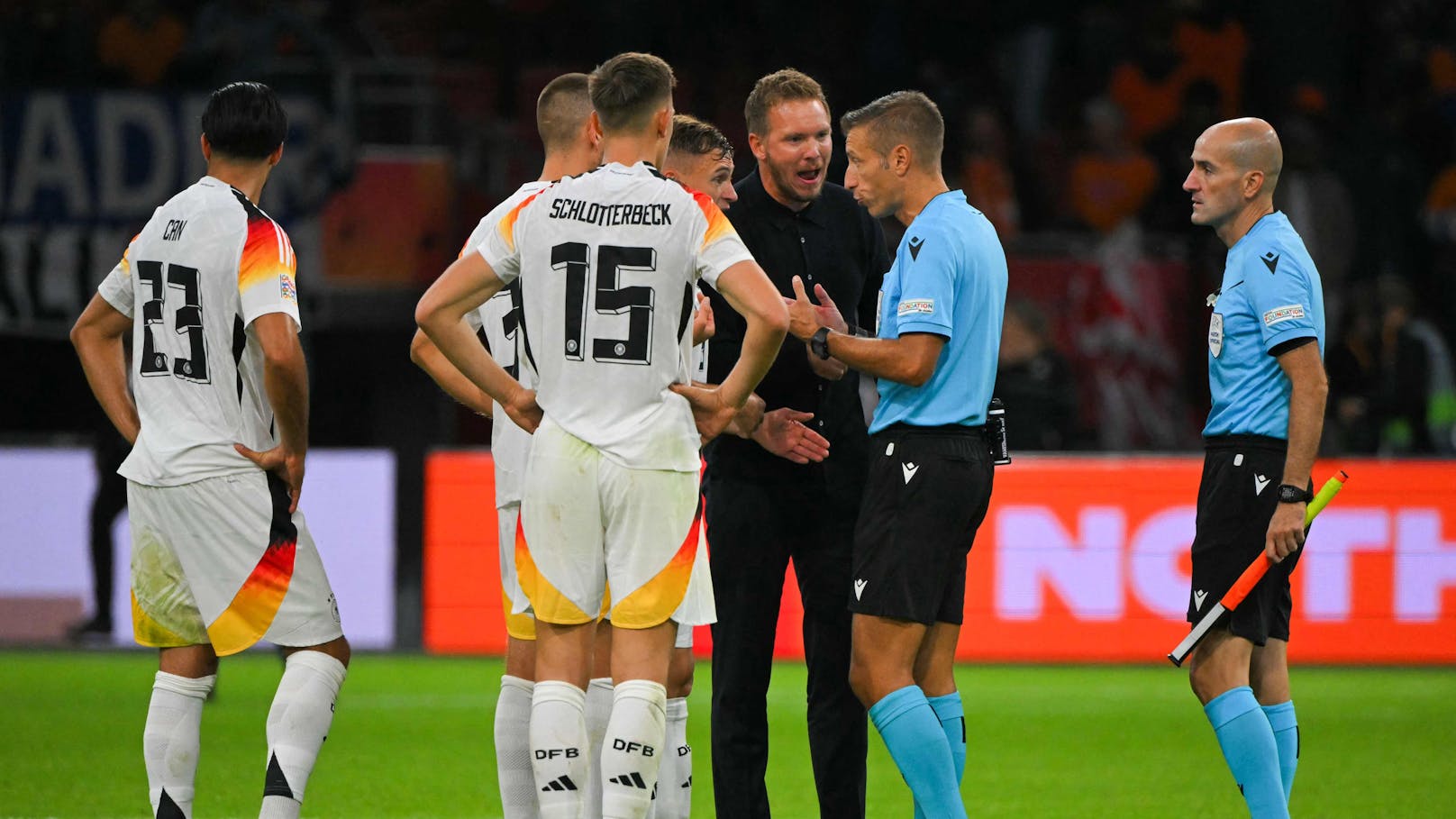 Elfer-Ärger! Wütender Nagelsmann brüllt Schiri an