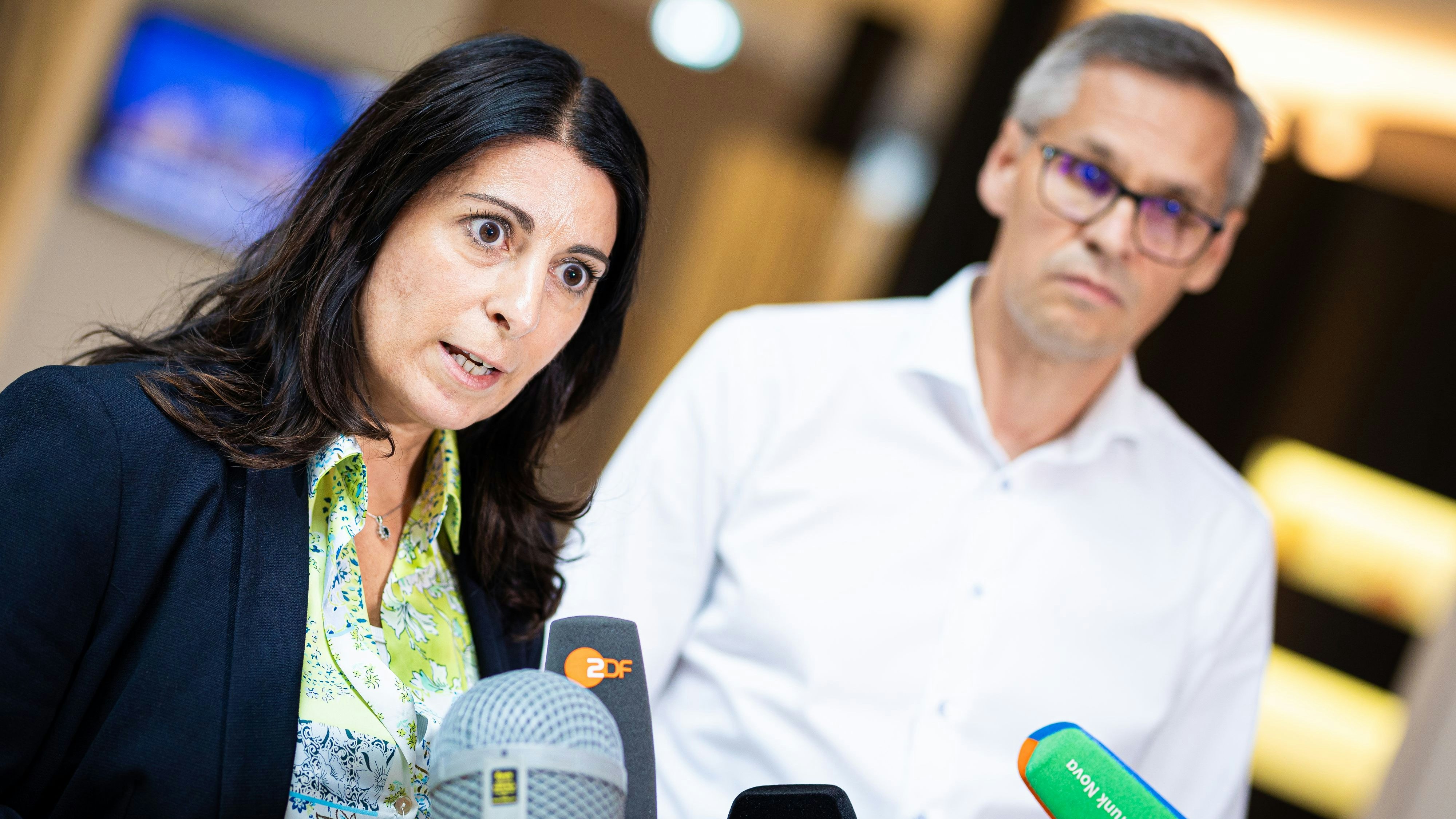 Betriebsrats-Bossin Daniela Cavallo reagierte mit scharfen Worten auf das Ende der Job-Garantie.