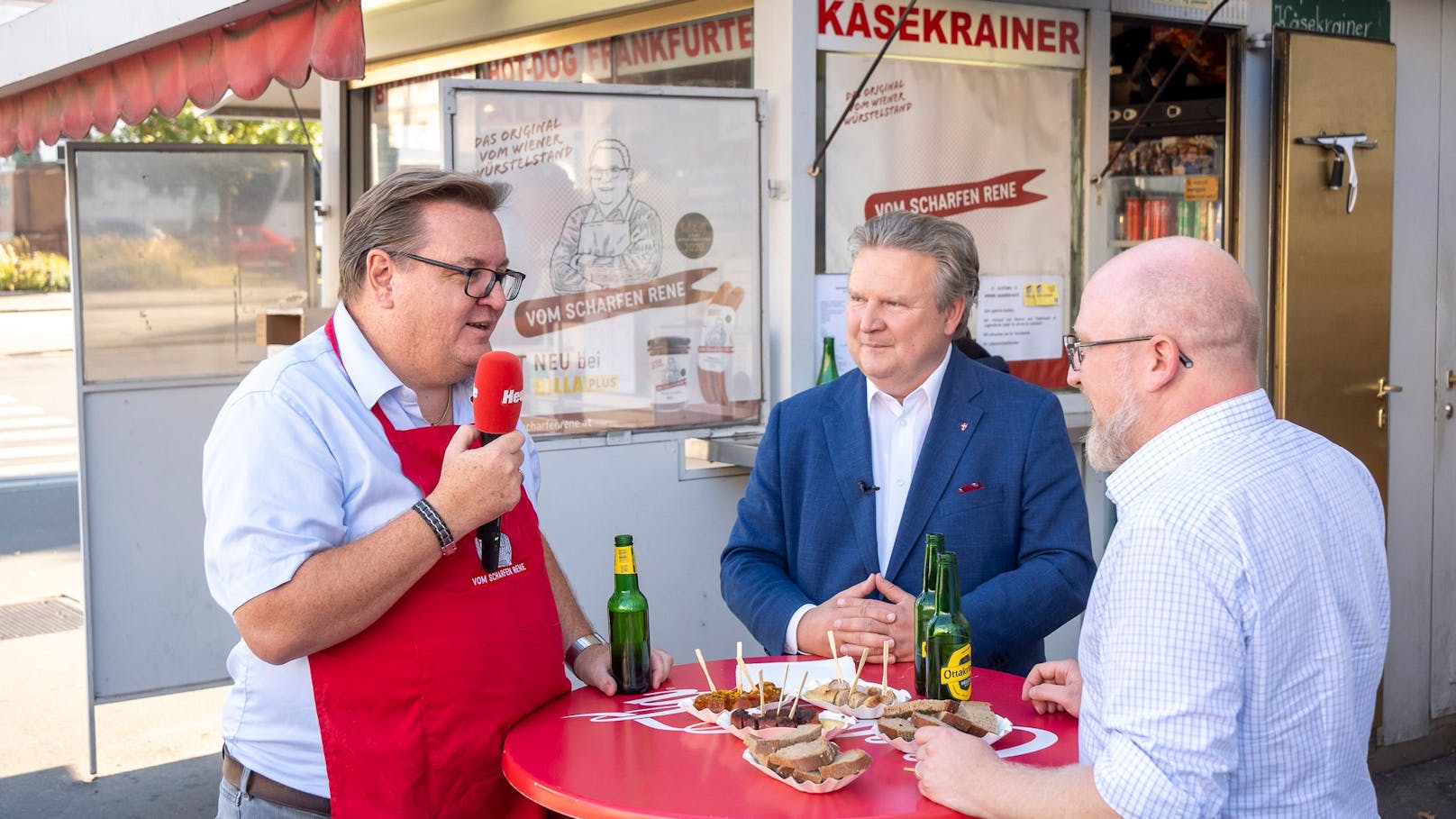 René Kachlir im Gespräch mit Bürgermeister Ludwig und "Heute"-Chronikchef Claus Kramsl