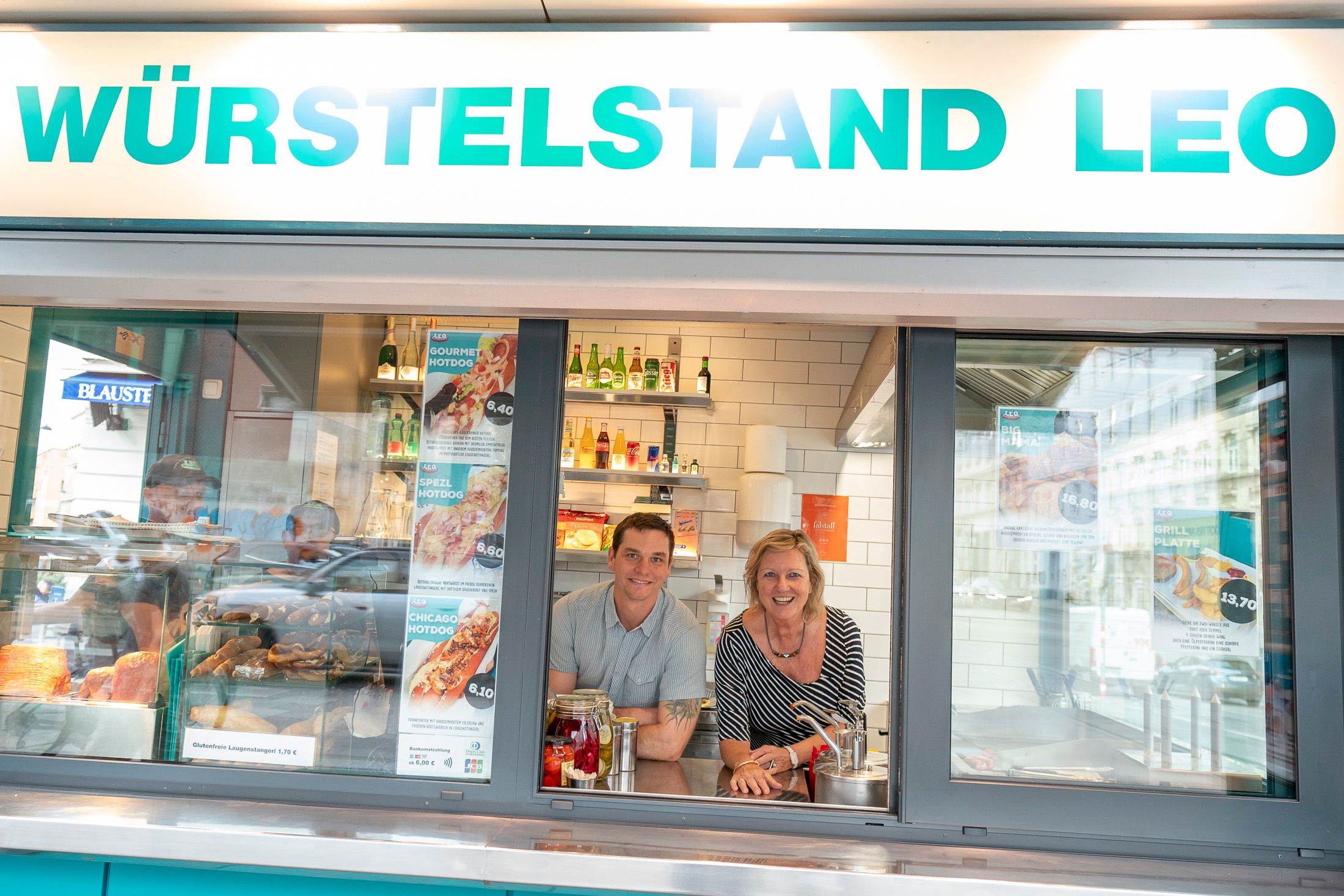 Am 26. September feiert der Wiener Würstelstand Leo sein 96-jähriges Bestehen mit einem Straßenfest.