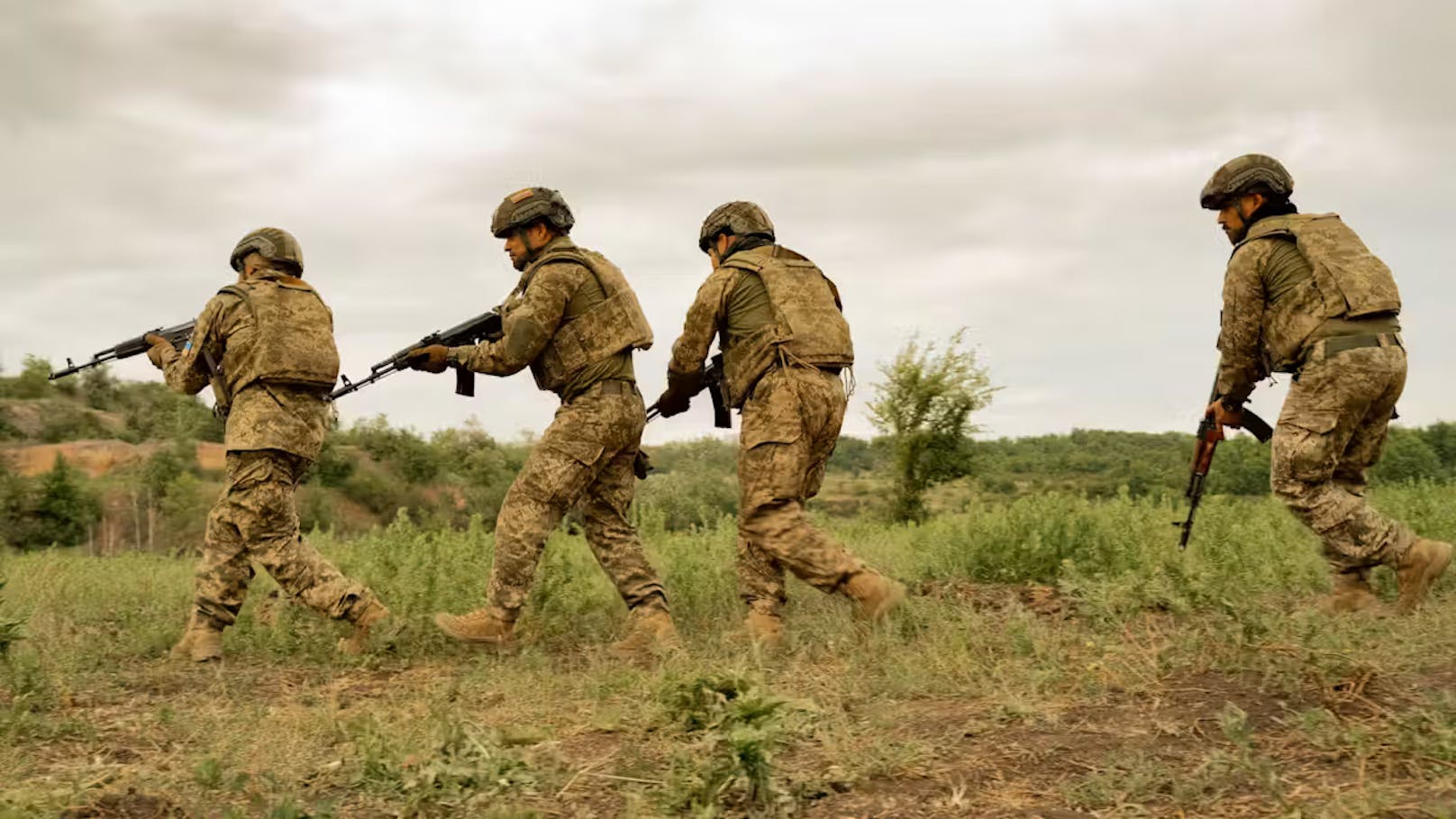 Soldaten der 59. Brigade (im Bild) liefern sich einen erbitterten Kampf mit den Russen um Pokrowsk.