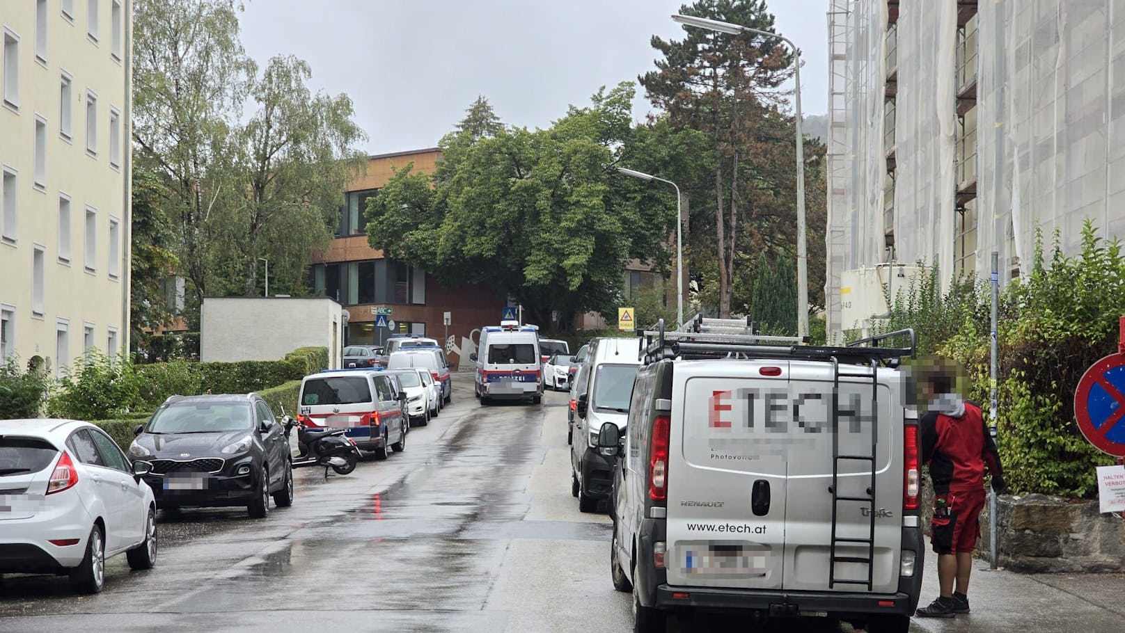 Gegen die Sonderschule in der Teistlergutstraße in Linz-Urfahr gab es am Donnerstag um kurz nach sieben Uhr Früh eine Bombendrohung. Die Kinder wurden nach Hause geschickt.