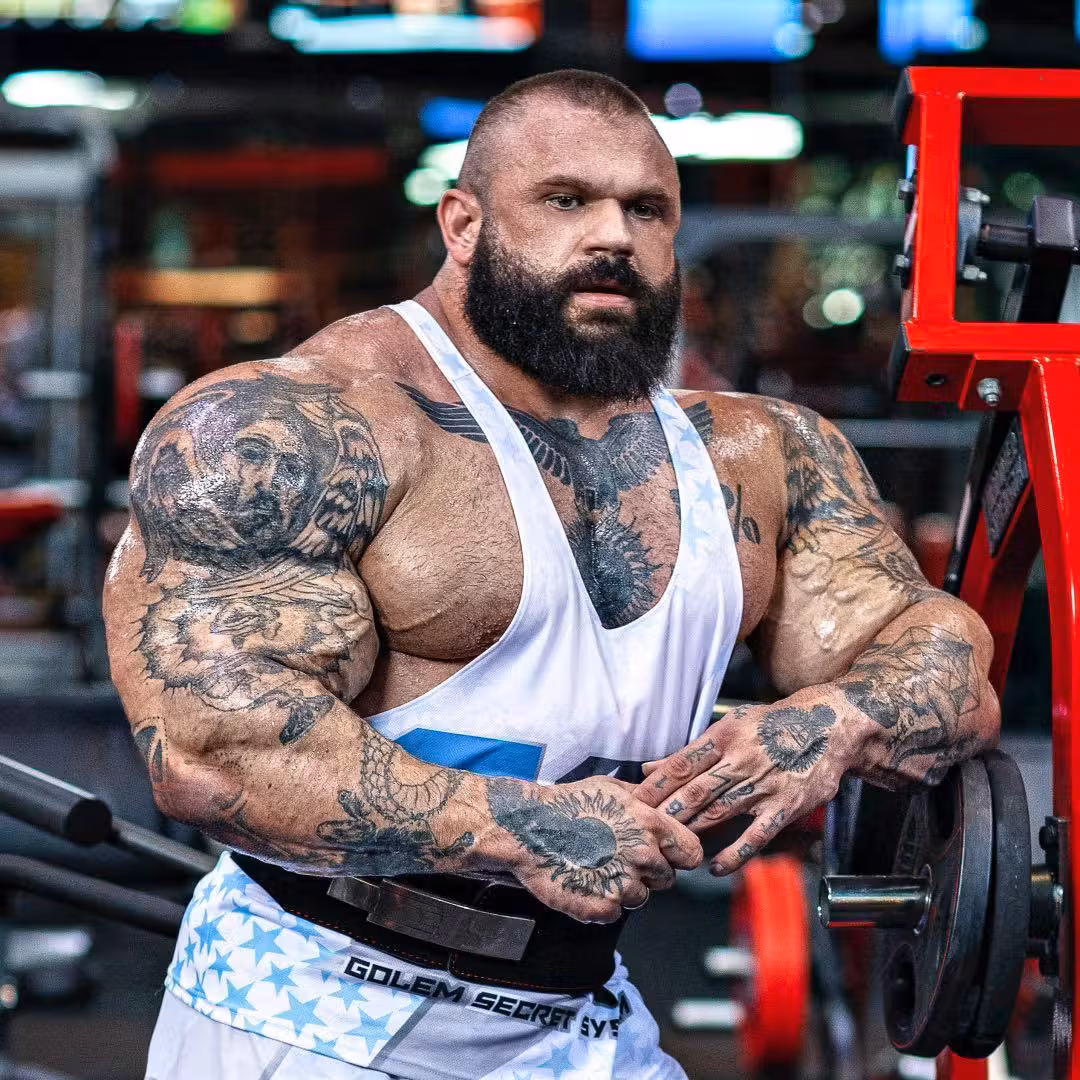 Der belarussische Bodybuilder Illia Yefimchyk ist im Alter von 36 Jahren gestorben.