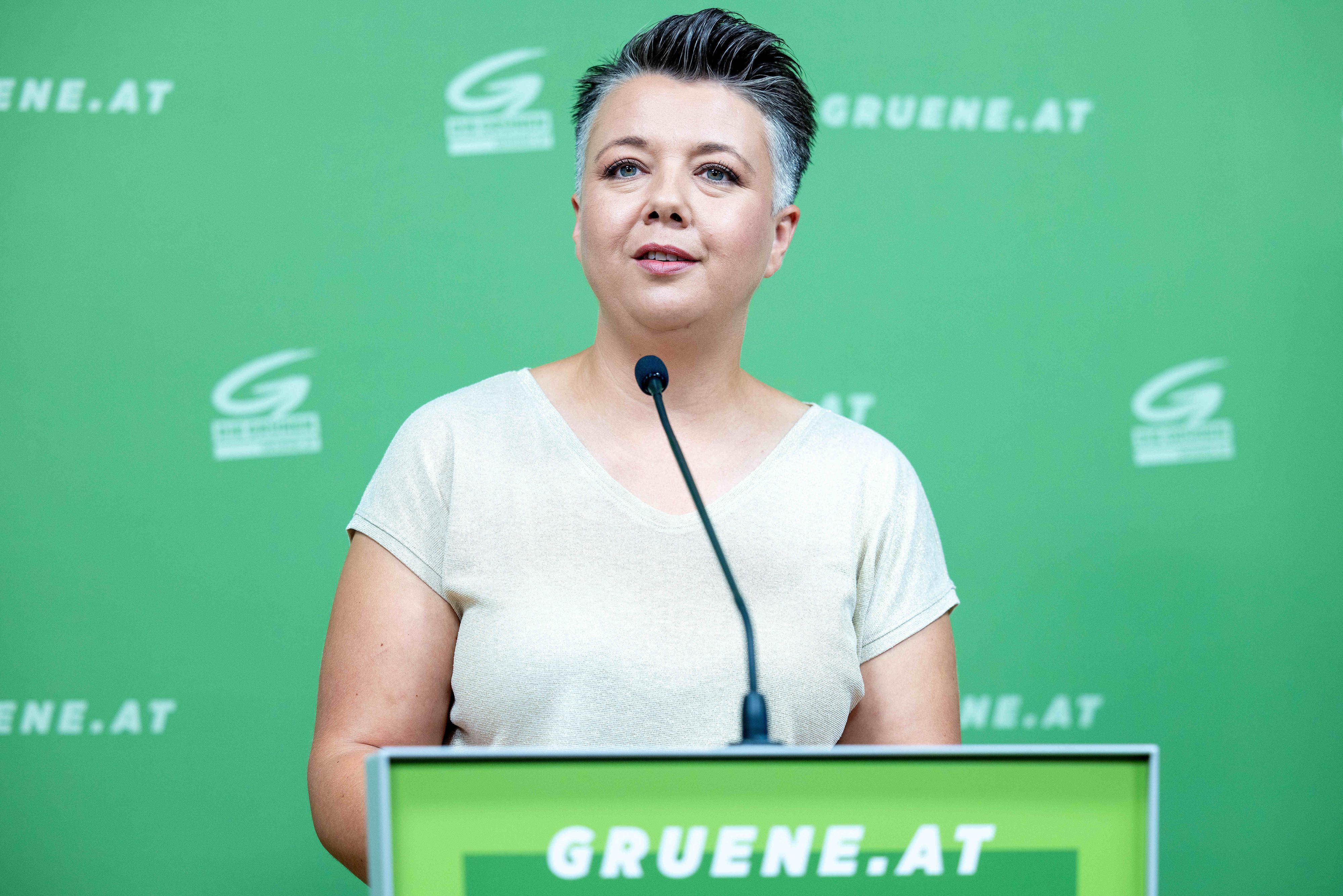 Das Landesgericht Klagenfurt stellte jetzt einen Antrag auf Auslieferung der Grünen-Generalsekretärin Olga Voglauer.