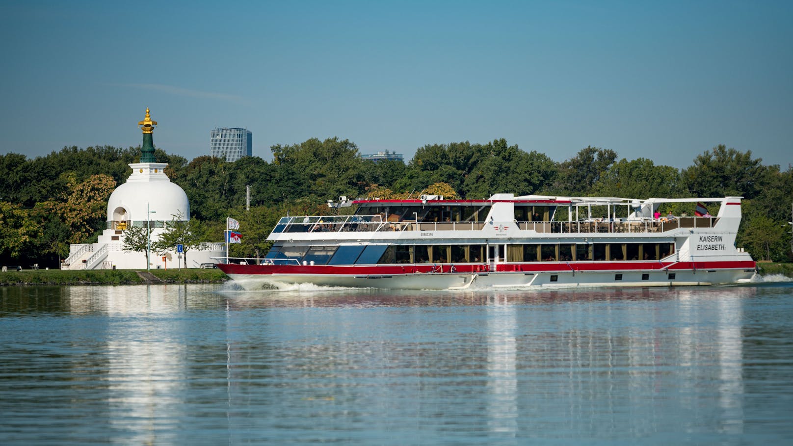 Wegen Extrem-Wetter kein Schiffsverkehr auf der Donau