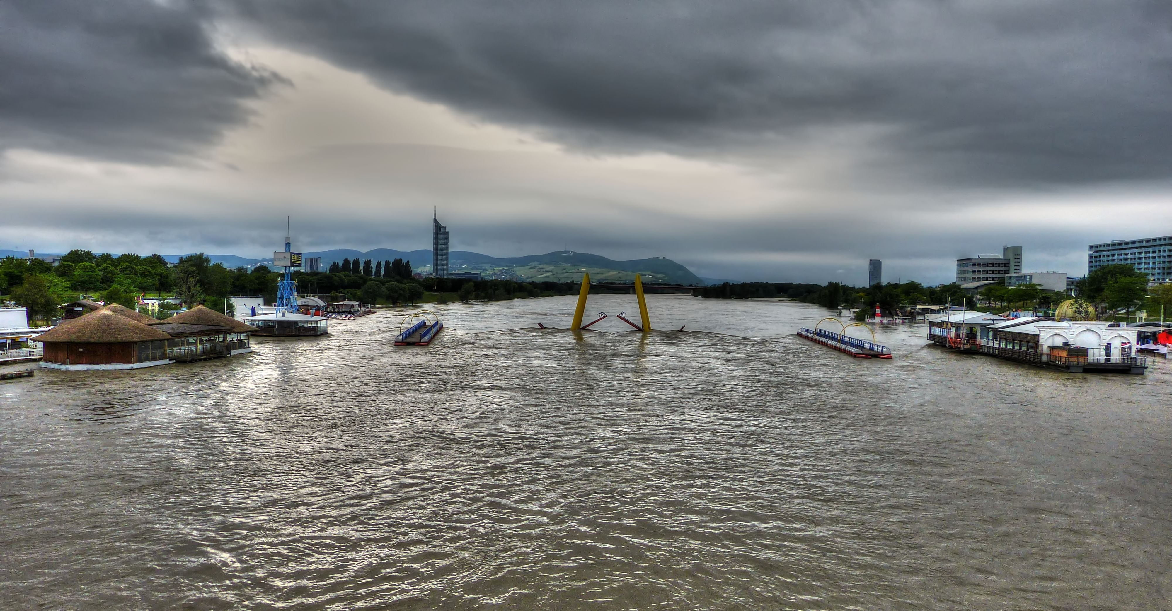 Hundertjährliches Hochwasser in Wien (Foto) und Niederösterreich 2024.