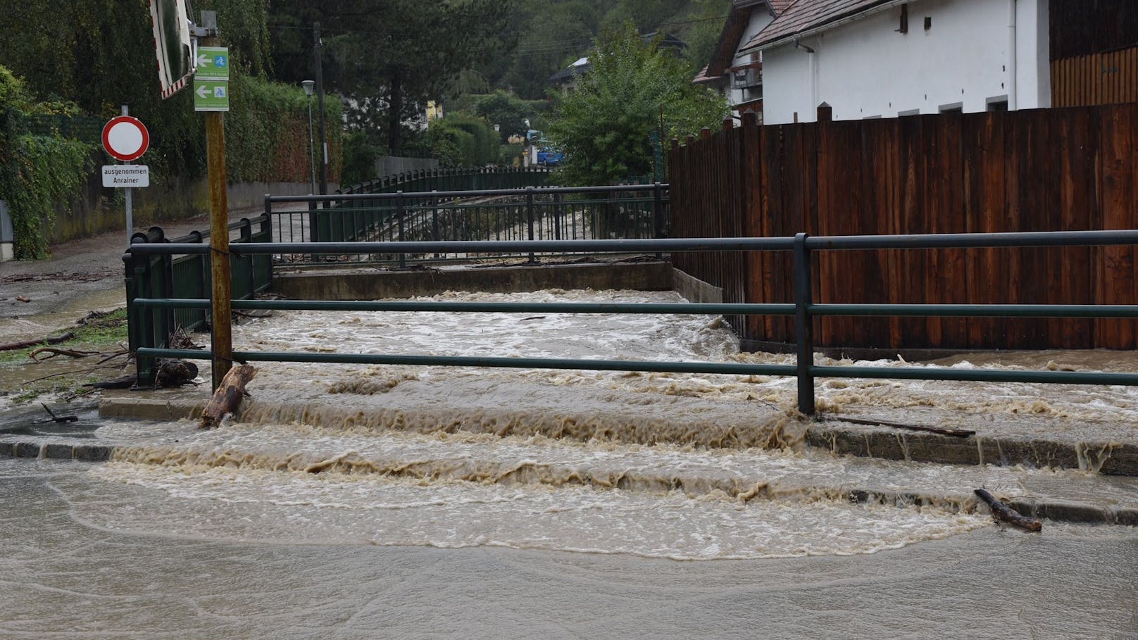 Situation in Alland, Aufnahmen vom 15. September 2024