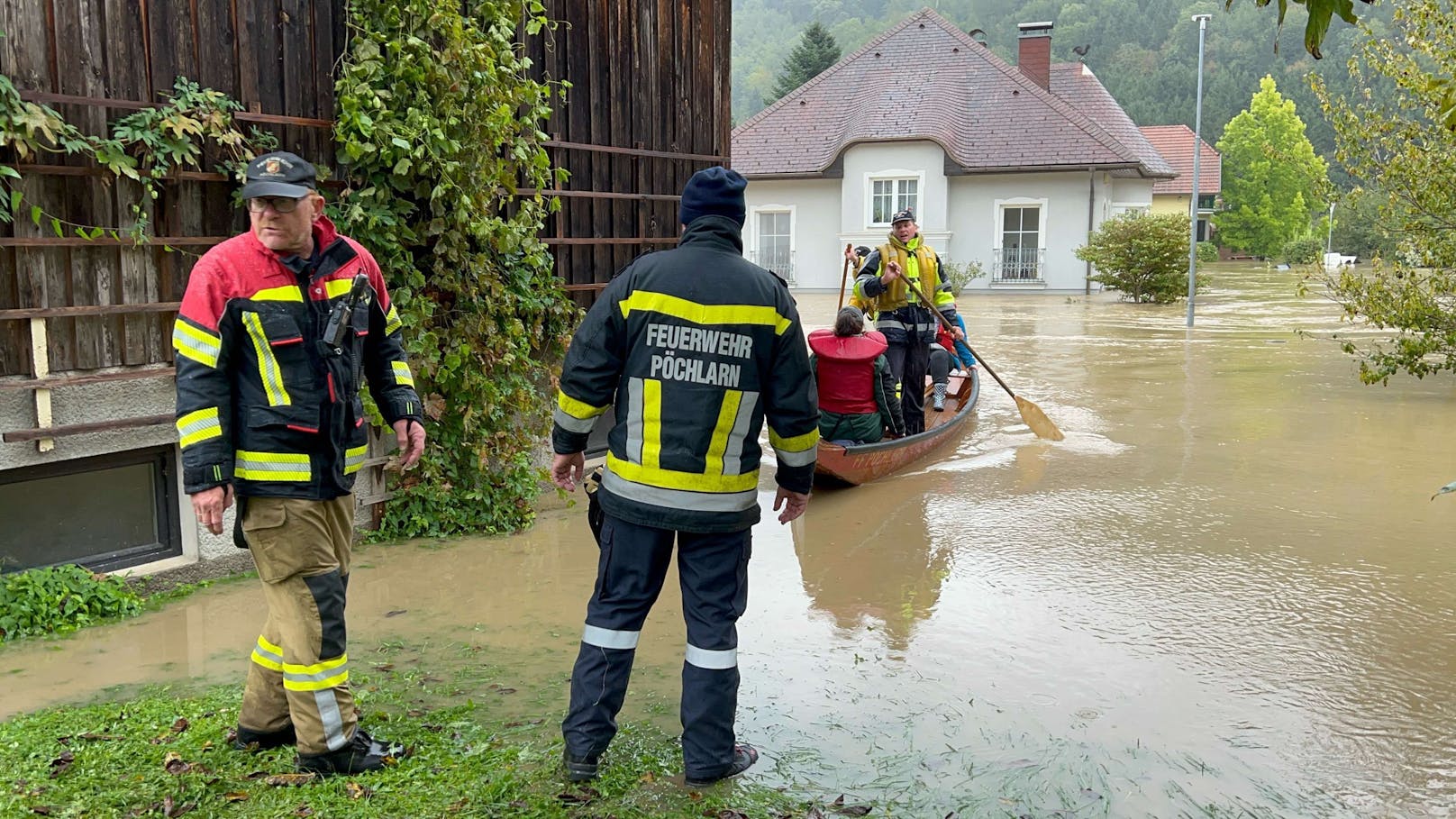 Rettungsaktionen in Melk, Spielberg, Loosdorf und Zelking