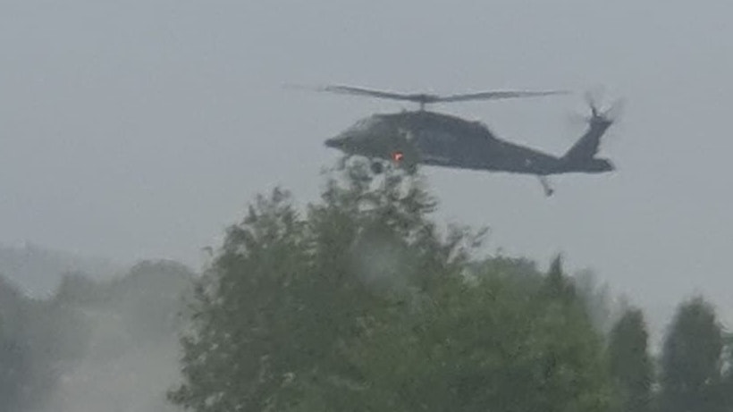 Einsatzkräfte mit Black Hawk gerettet