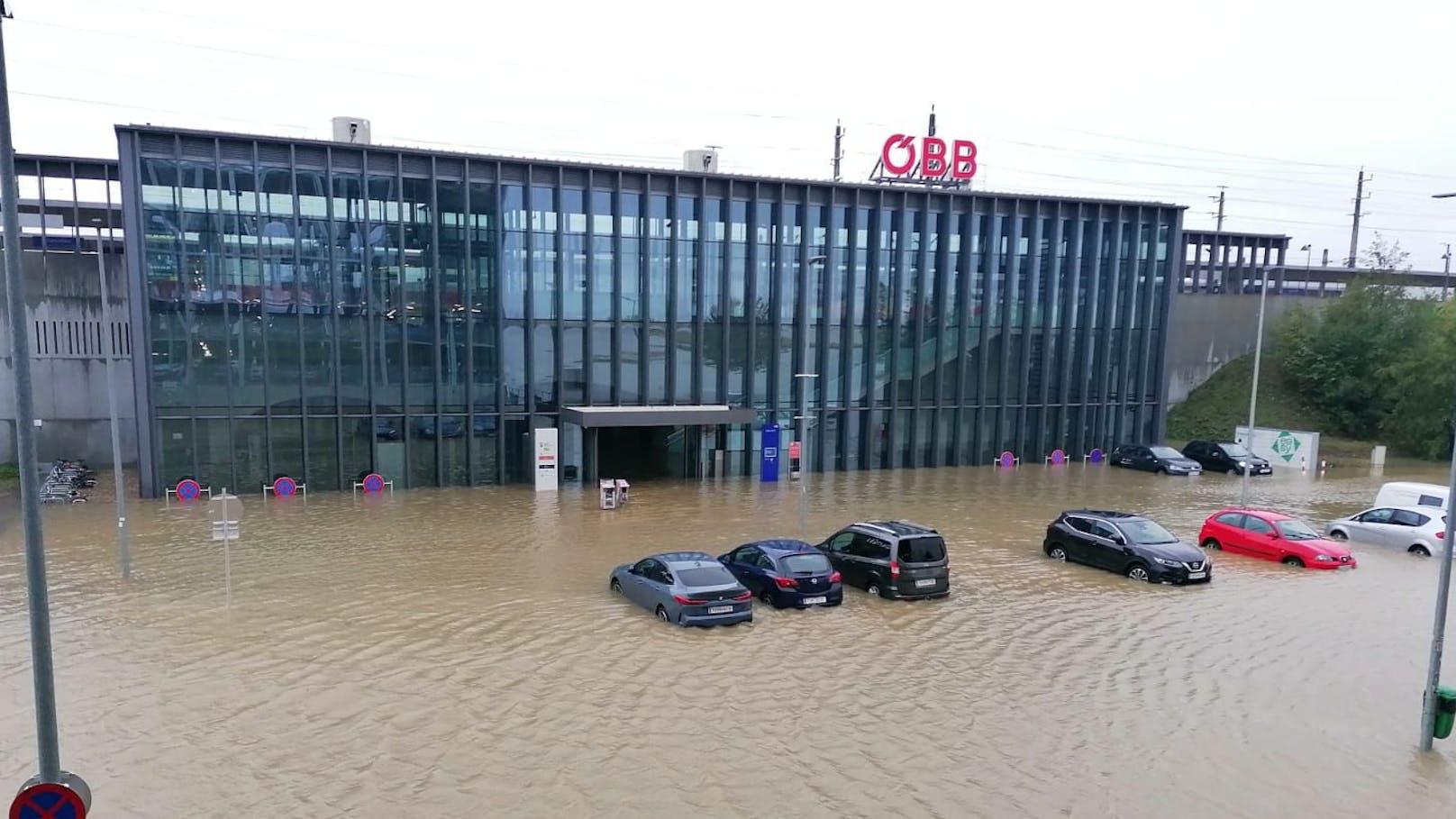 Pendler atmen auf! Züge auf Südstrecke fahren wieder