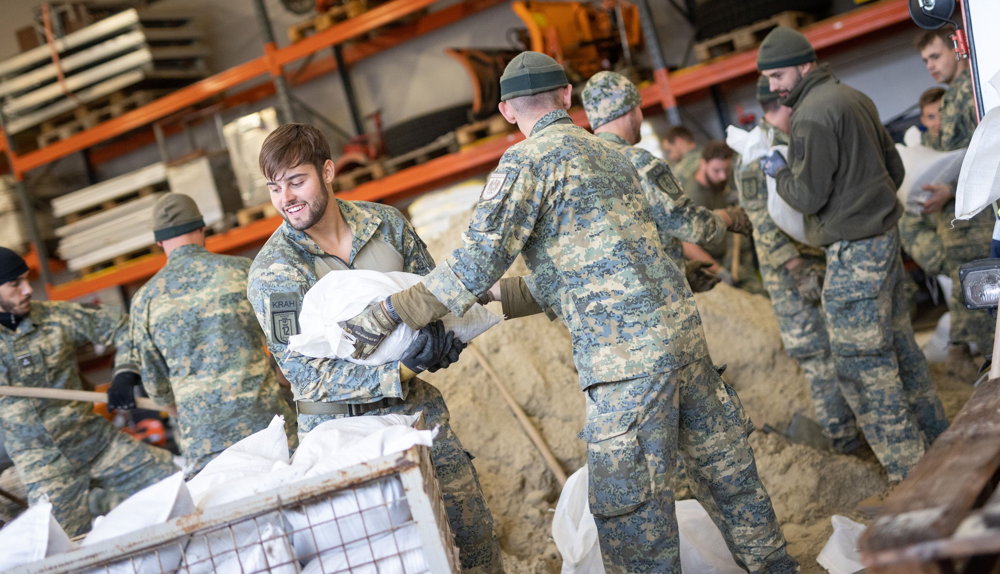 Die Austrian Forces Disaster Relief Unit (AFDRU) ist eine Spezialeinheit des Österreichischen Bundesheeres für internationale Katastrophenhilfe und humanitäre Einsätze.