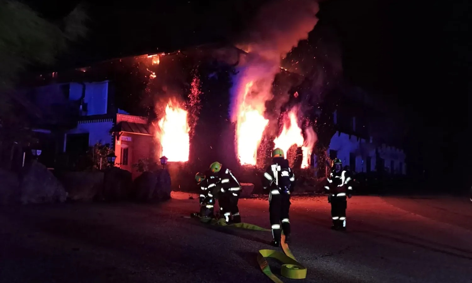 Heute.at - Brand in Asylheim – Verdächtige im Visier der Polizei
