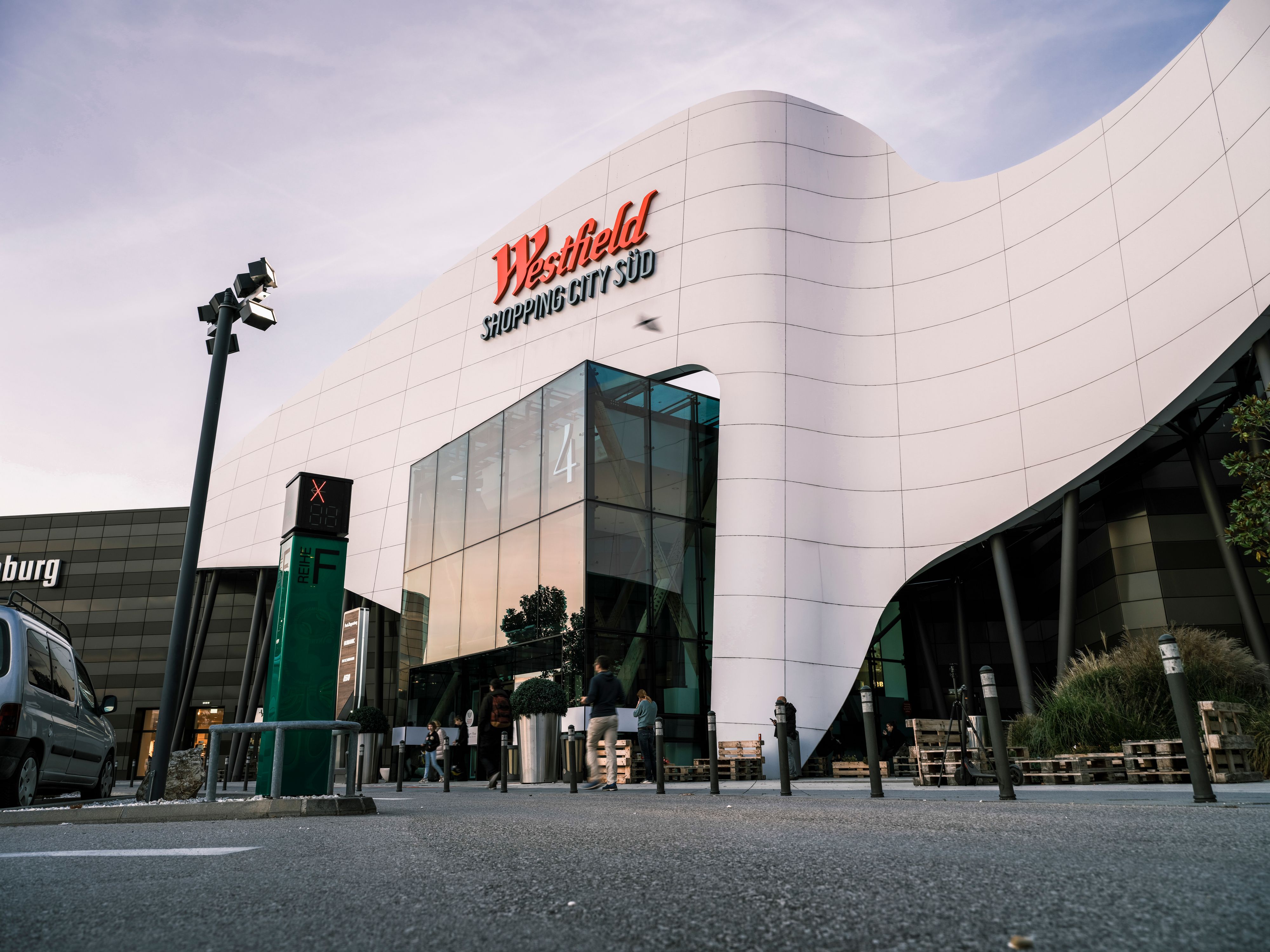 Westfield SCS Eingang 4