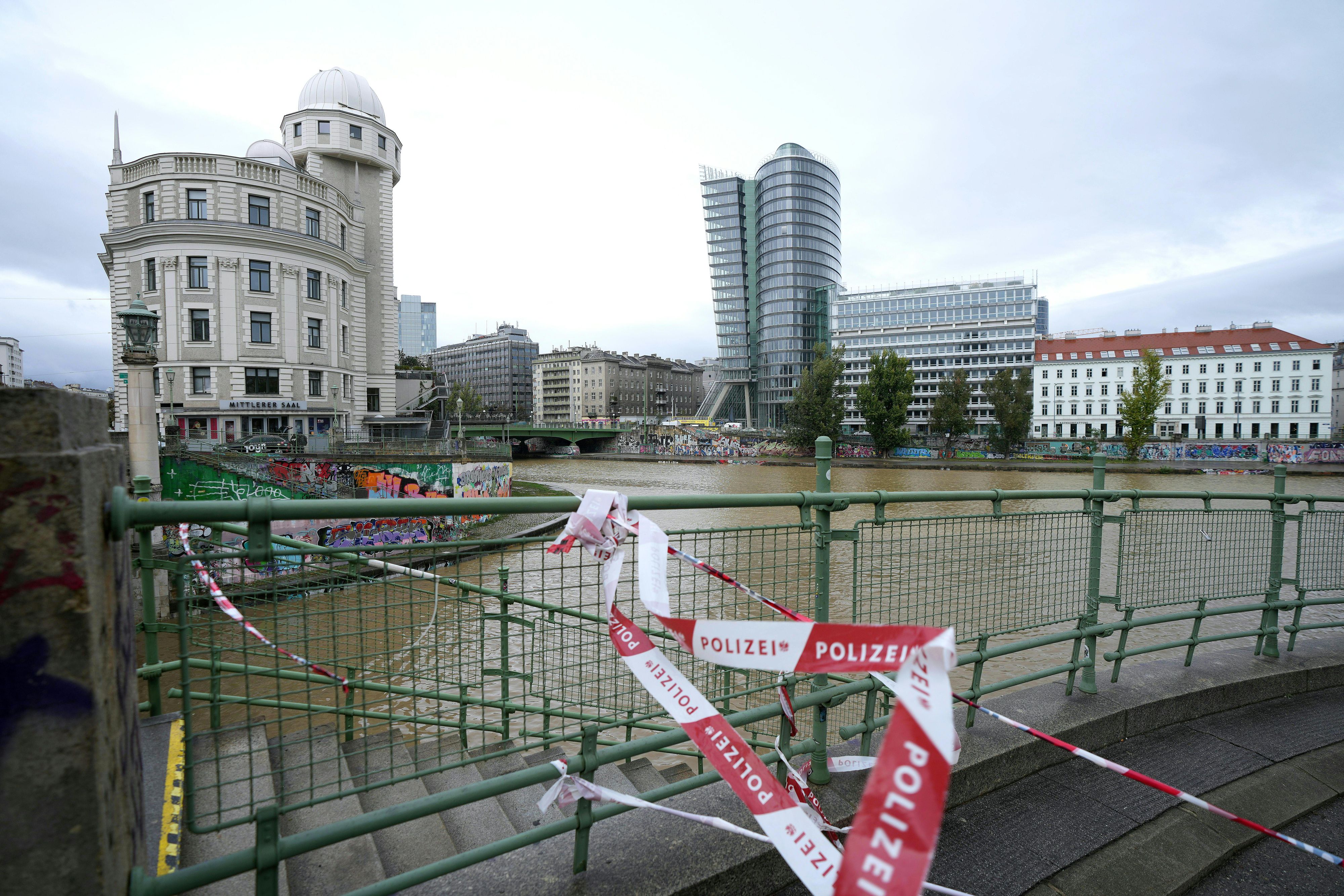 Bisher wurden zehn Personen durch das Hochwasser in Wien verletzt.