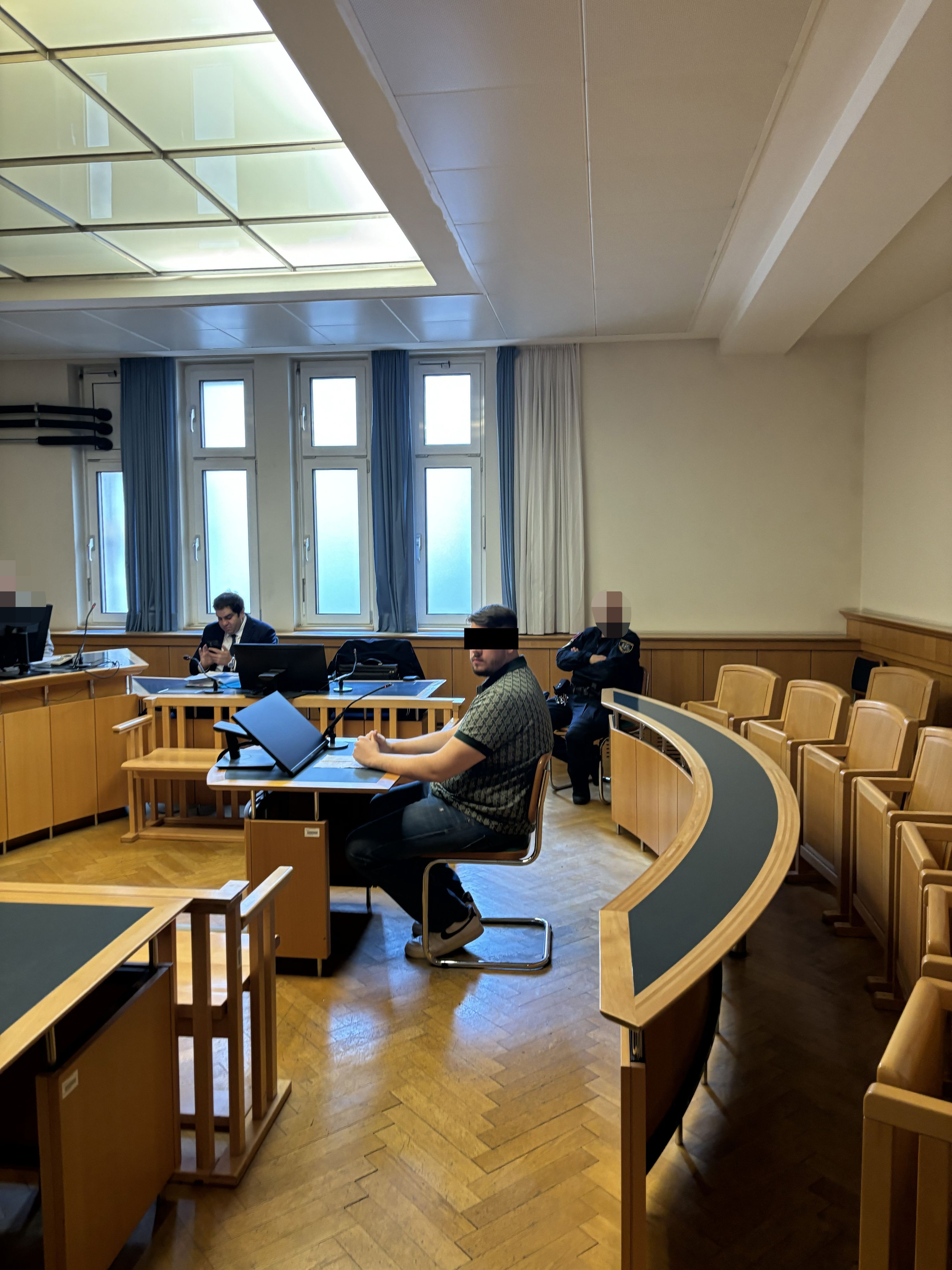 Der Angeklagte vor Gericht in Wien.