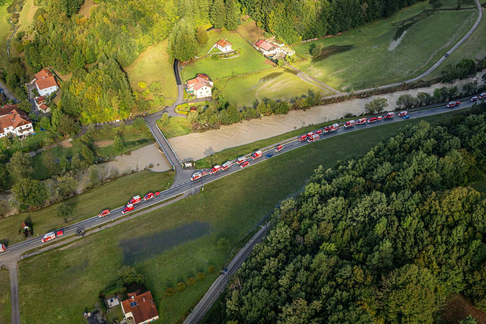 Luftaufnahmen am Dienstag zeigen das gesamte Ausmaß der Zerstörung in Kirchberg an der Pielach, Rabenstein, Hofstetten, Haunoldstein und Groß Sierning.