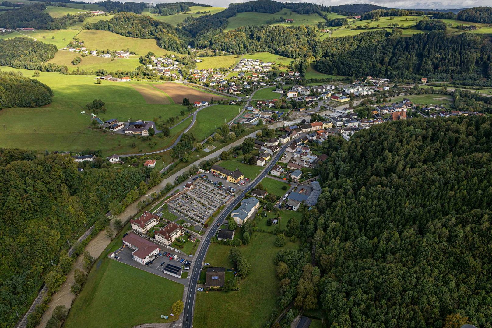 Luftaufnahmen am Dienstag zeigen das gesamte Ausmaß der Zerstörung in Kirchberg an der Pielach, Rabenstein, Hofstetten, Haunoldstein und Groß Sierning.