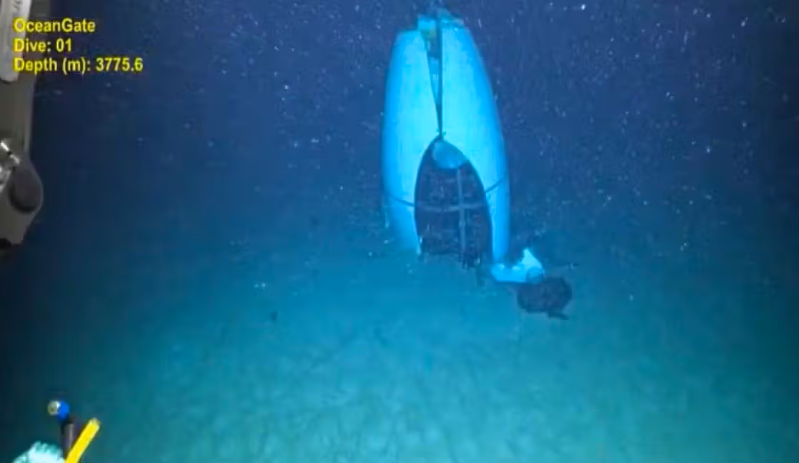 Ein Bild zeigt die Titan am Meeresgrund nach der Implosion.