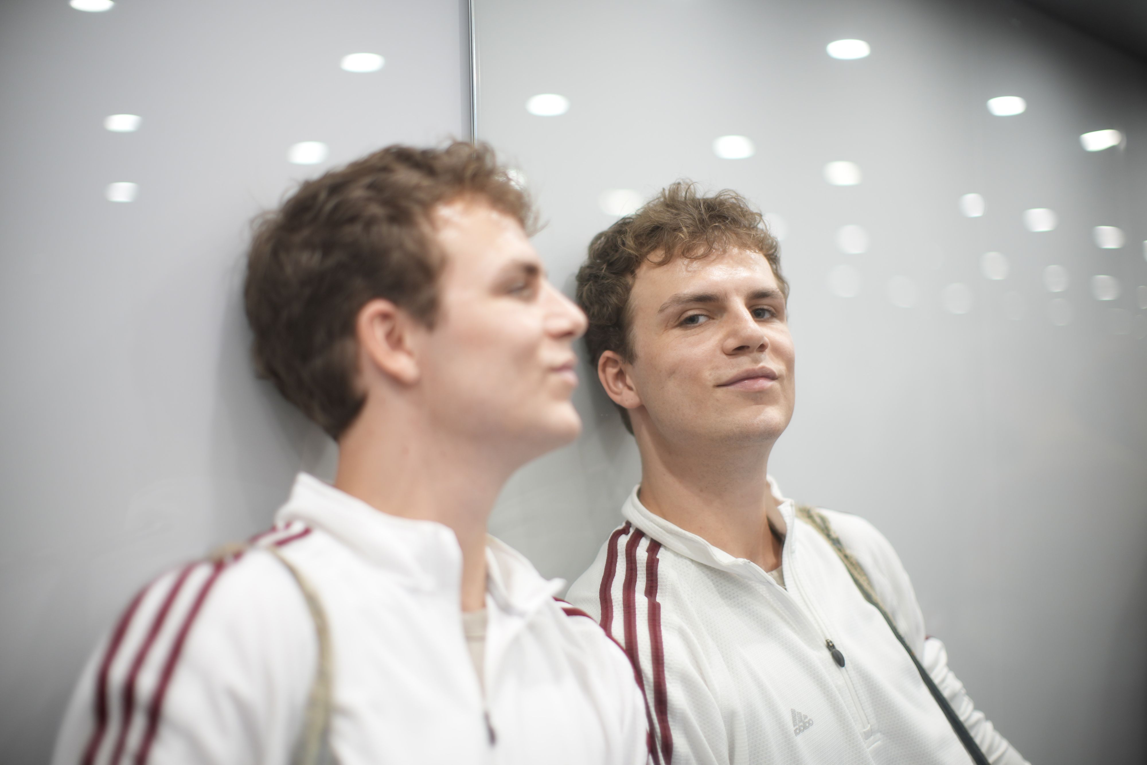 Schauspieler Paul Winkler begeisterte bei den Salzburger Festspielen. Jetzt ist er wieder zurück in seiner Heimat Wien und steht auch hier wieder auf der Bühne.