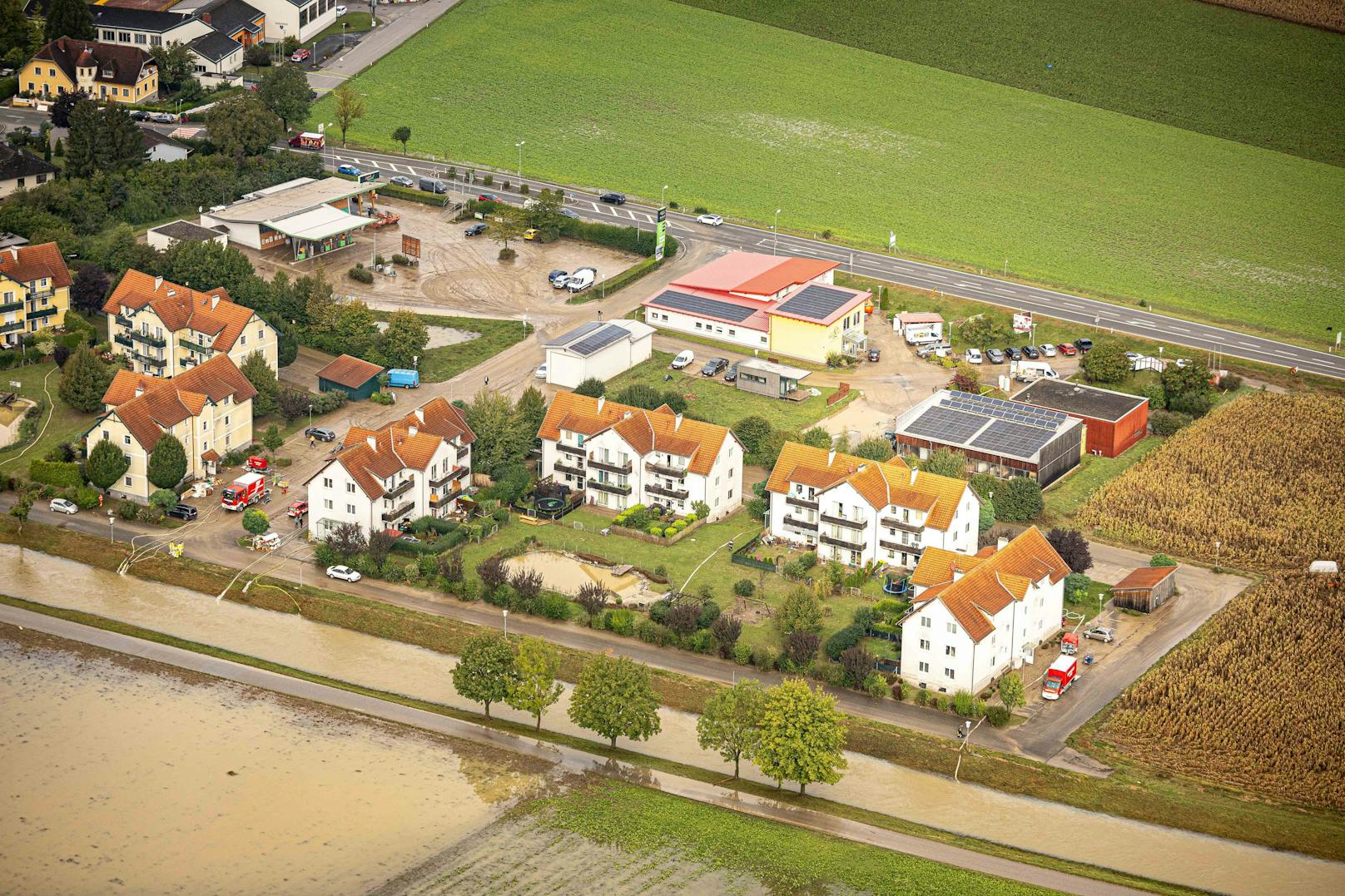 Luftaufnahmen am Dienstag zeigen das gesamte Ausmaß der Zerstörung in Kirchberg an der Pielach, Rabenstein, Hofstetten, Haunoldstein und Groß Sierning.