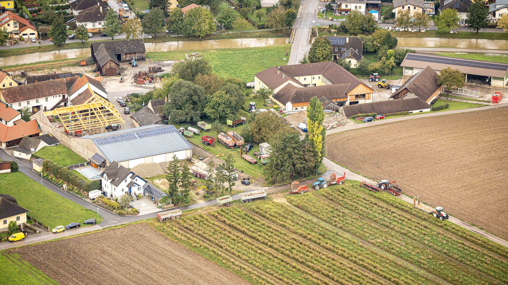 Luftaufnahmen am Dienstag zeigen das gesamte Ausmaß der Zerstörung in Kirchberg an der Pielach, Rabenstein, Hofstetten, Haunoldstein und Groß Sierning.