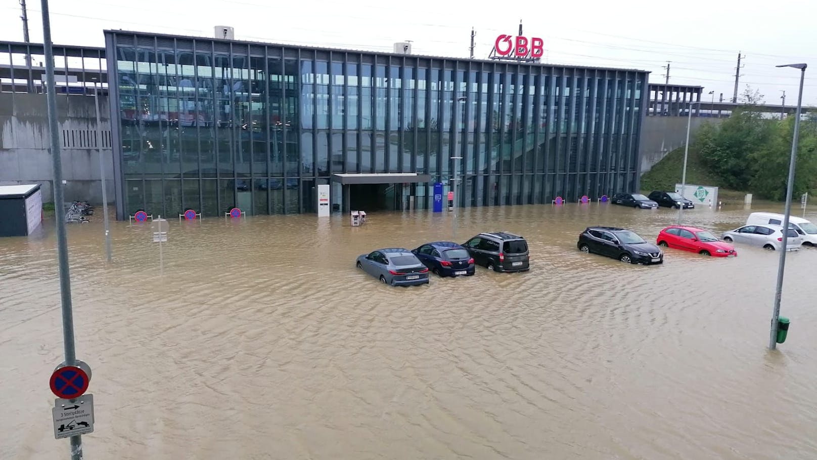 Polit-Streit um lange Sperre von neuer Westbahnstrecke