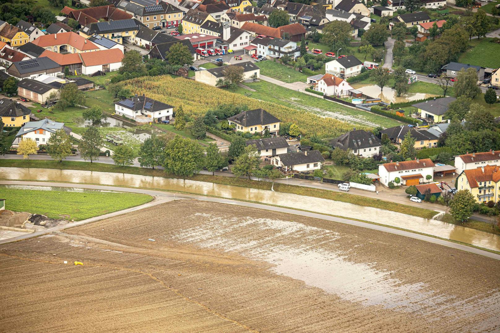 Luftaufnahmen am Dienstag zeigen das gesamte Ausmaß der Zerstörung in Kirchberg an der Pielach, Rabenstein, Hofstetten, Haunoldstein und Groß Sierning.