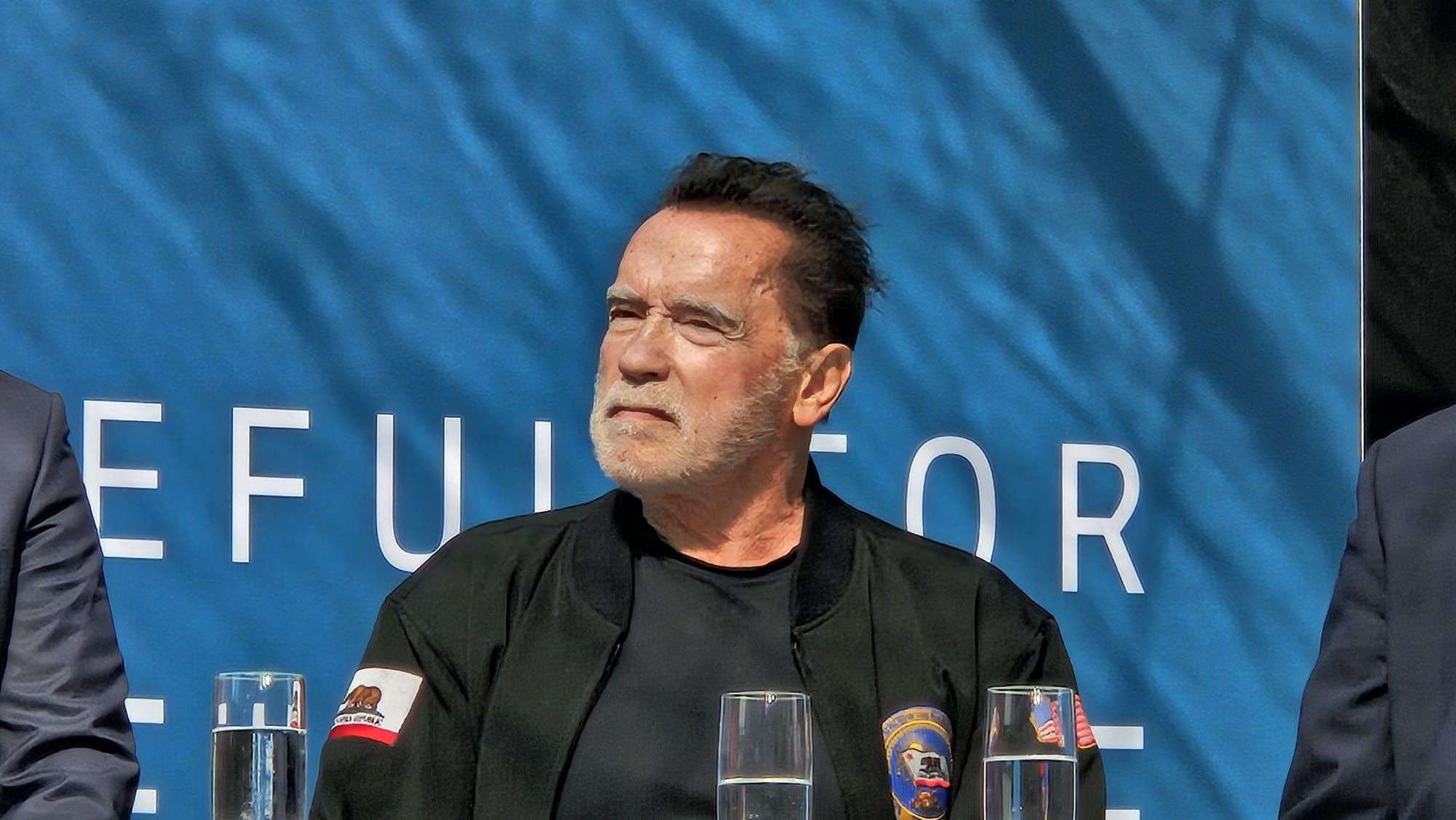 Arnold Schwarzenegger sprach bei seinem Besuch in Steyr über Klimaschutz und E-Mobilität.