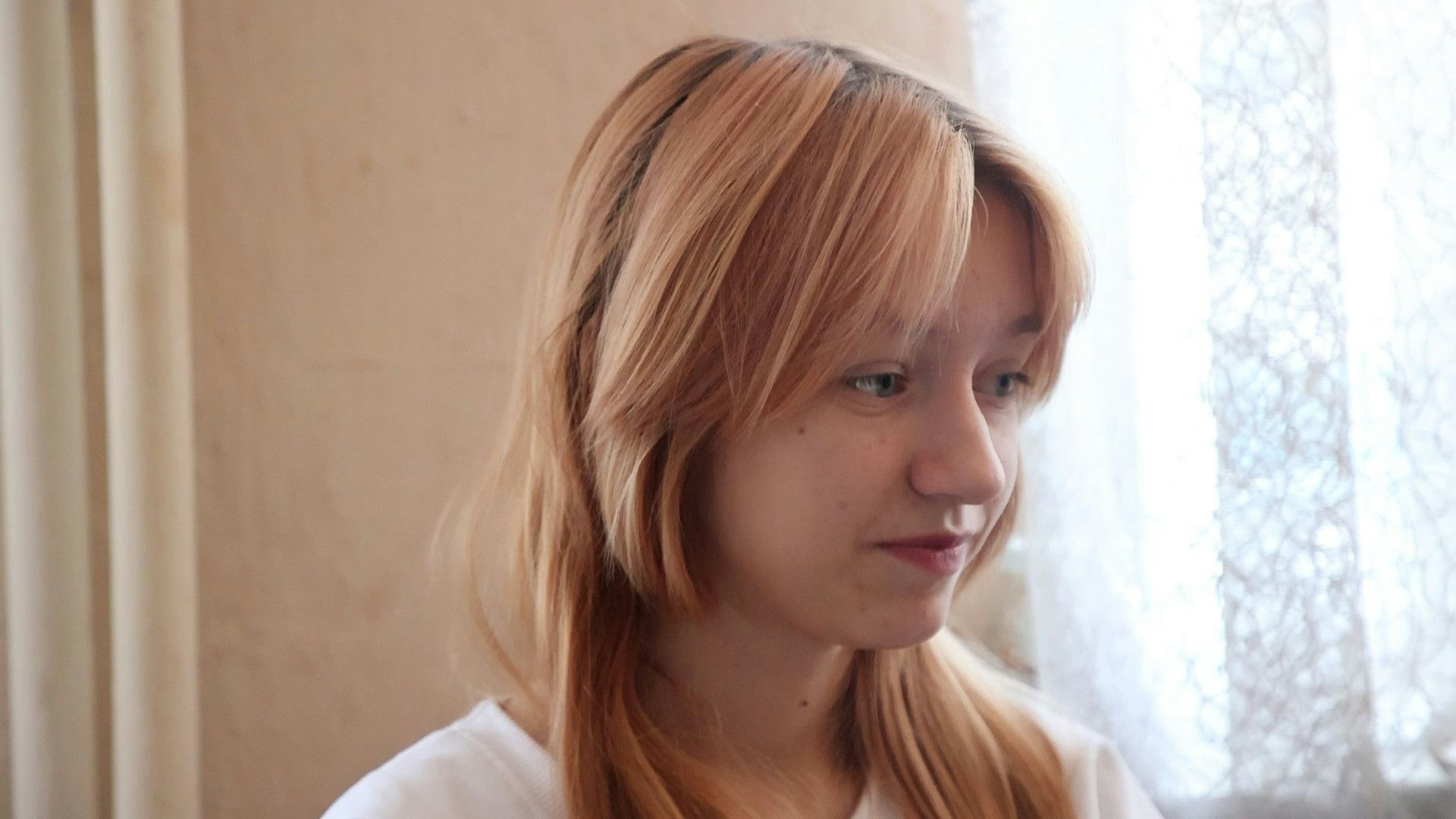 "Ich fühle mich von der Regierung im Stich gelassen": Uljana (17) spricht mit 20 Minuten.