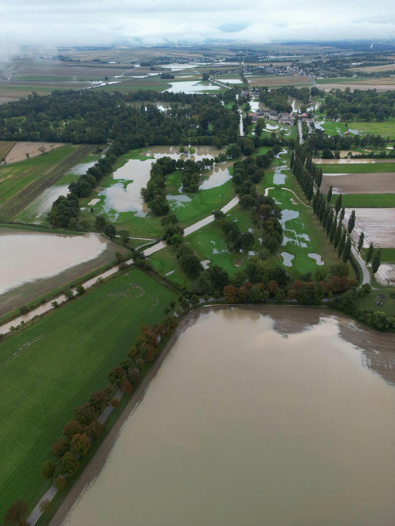 In Göllersdorf sorgte das Unwetter für schwere Überschwemmungen.