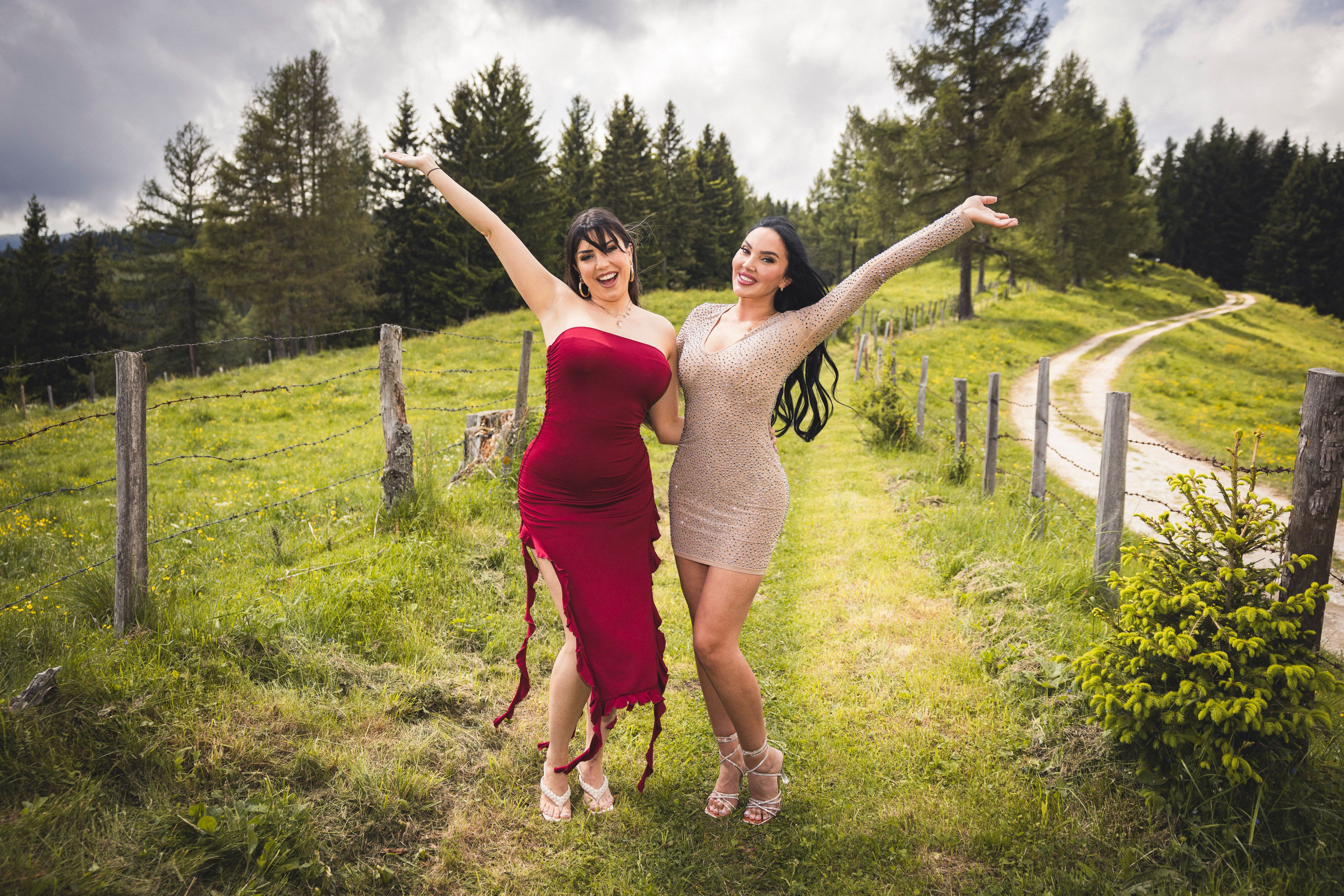 Wienerin Paloma & Nadja aus Berlin wollen gewinnen.