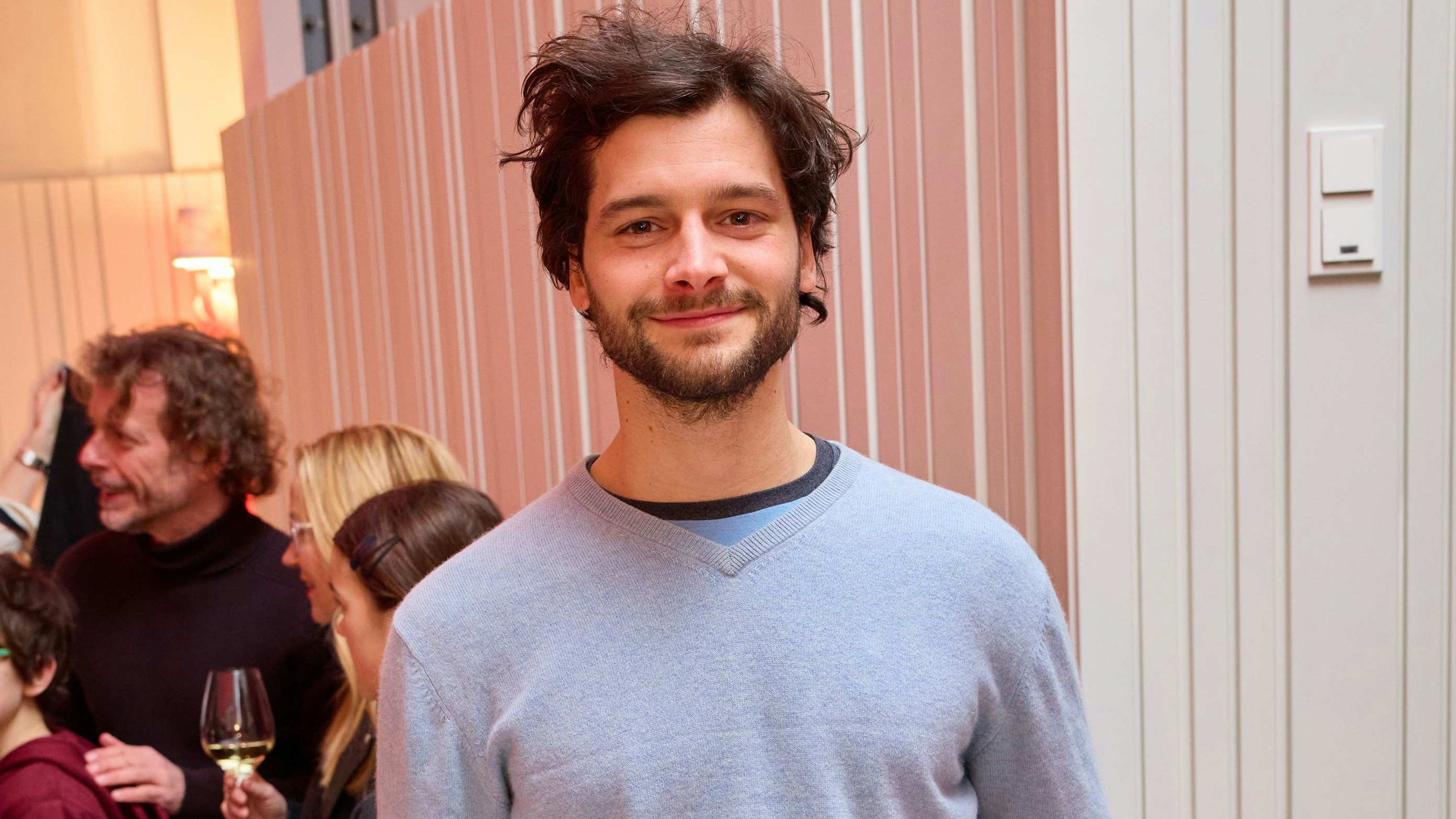 Aaron Karl soll 2025 auf dem ORF-Parkett tanzen.