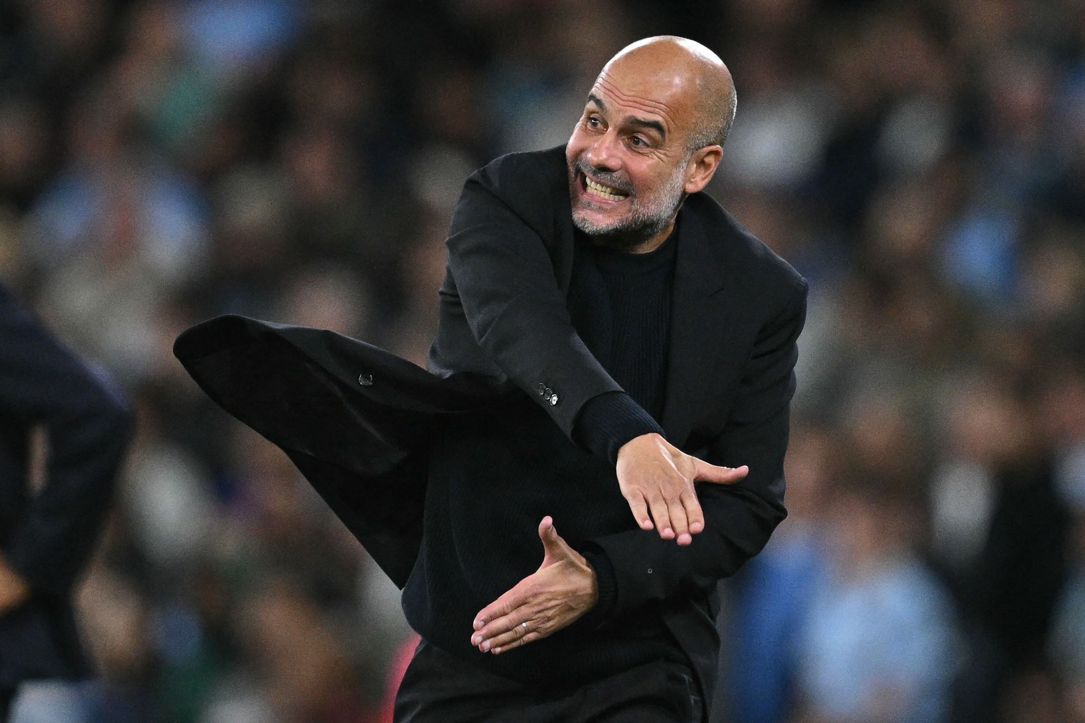 Pep Guardiola mit vollem Körpereinsatz gegen Mailand.