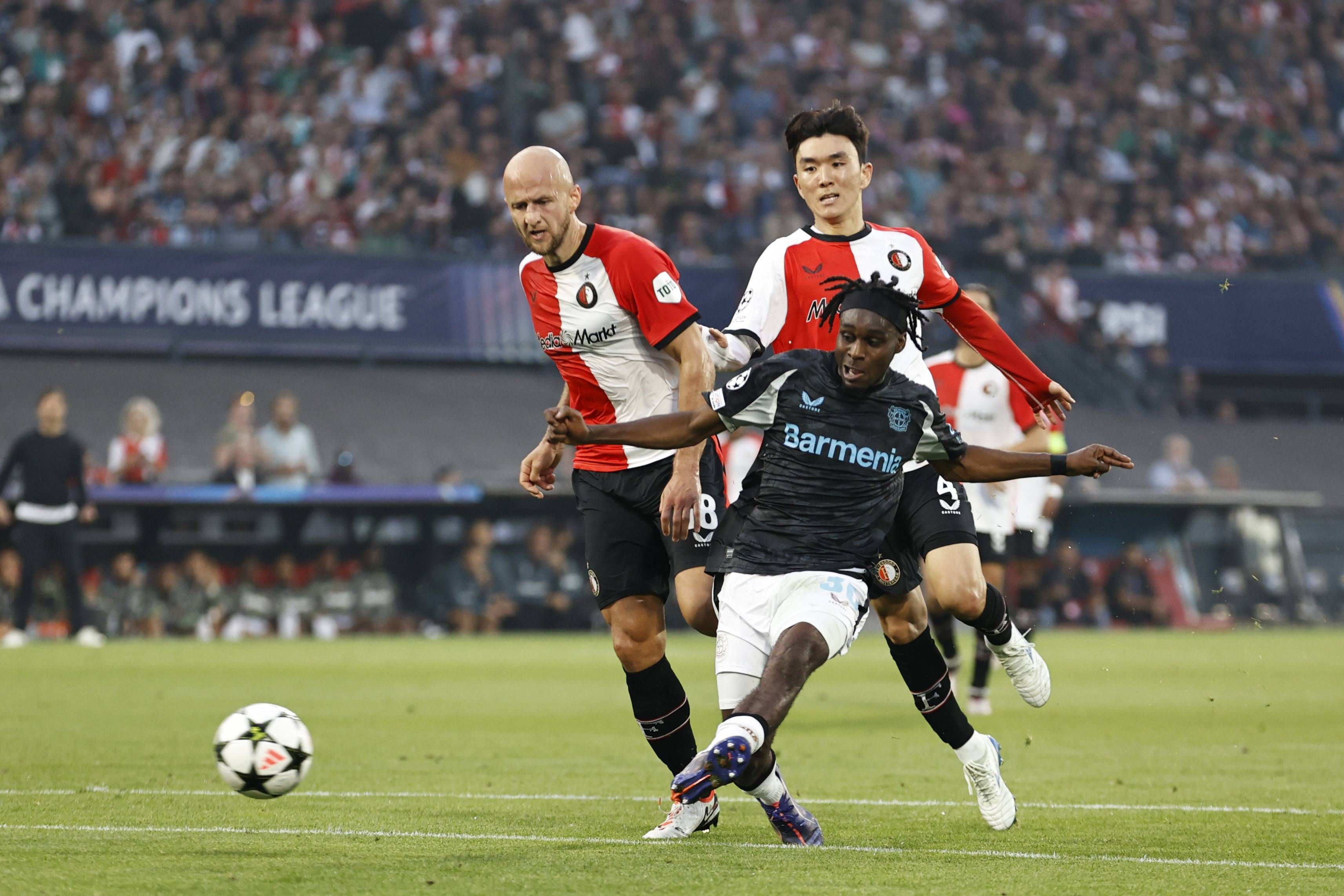 Gernot Trauner gegen Bayer Leverkusen. 