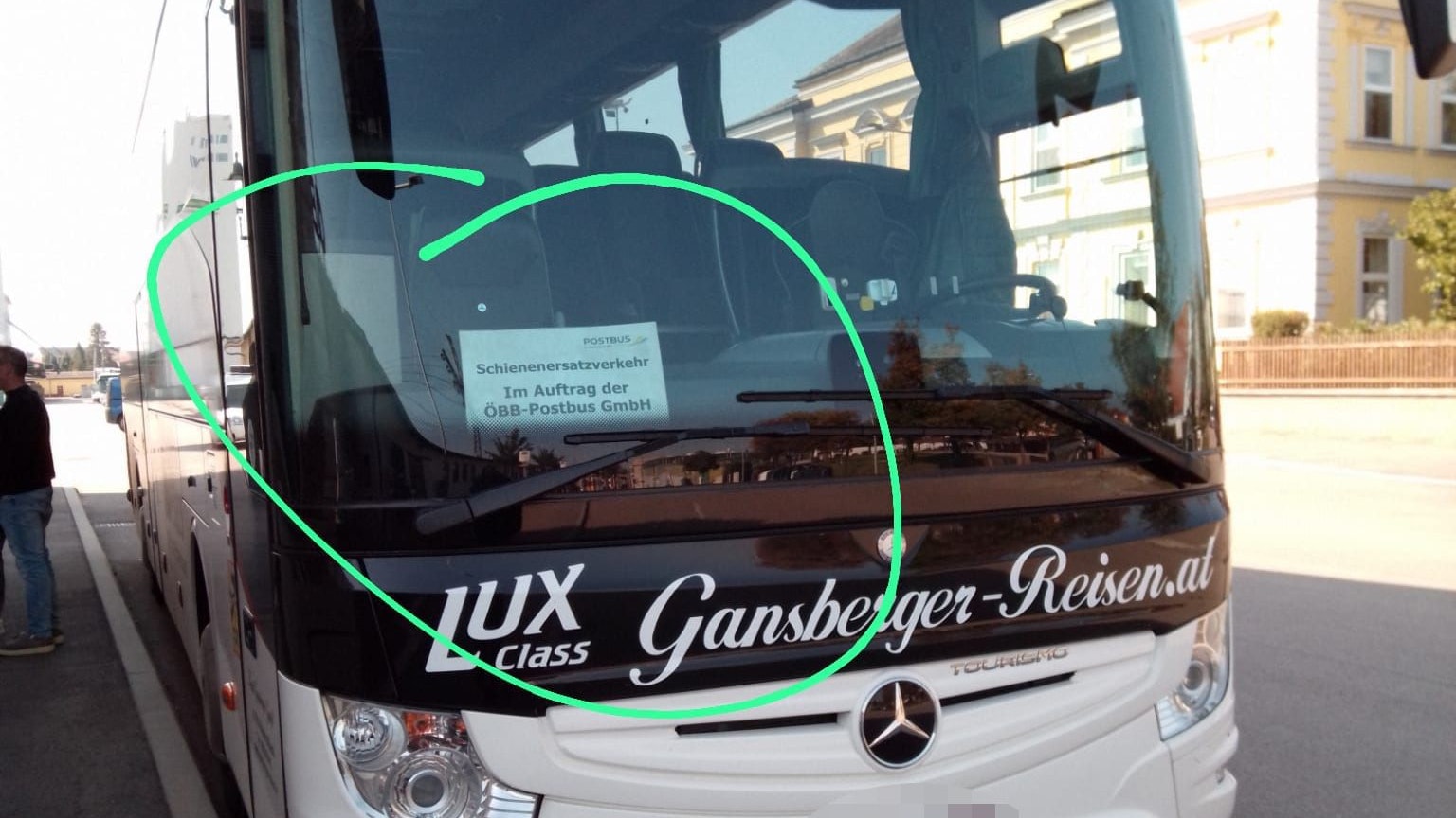 Als Christine den Bus sah, war sie erleichtert – doch die Freude währte nur kurz.