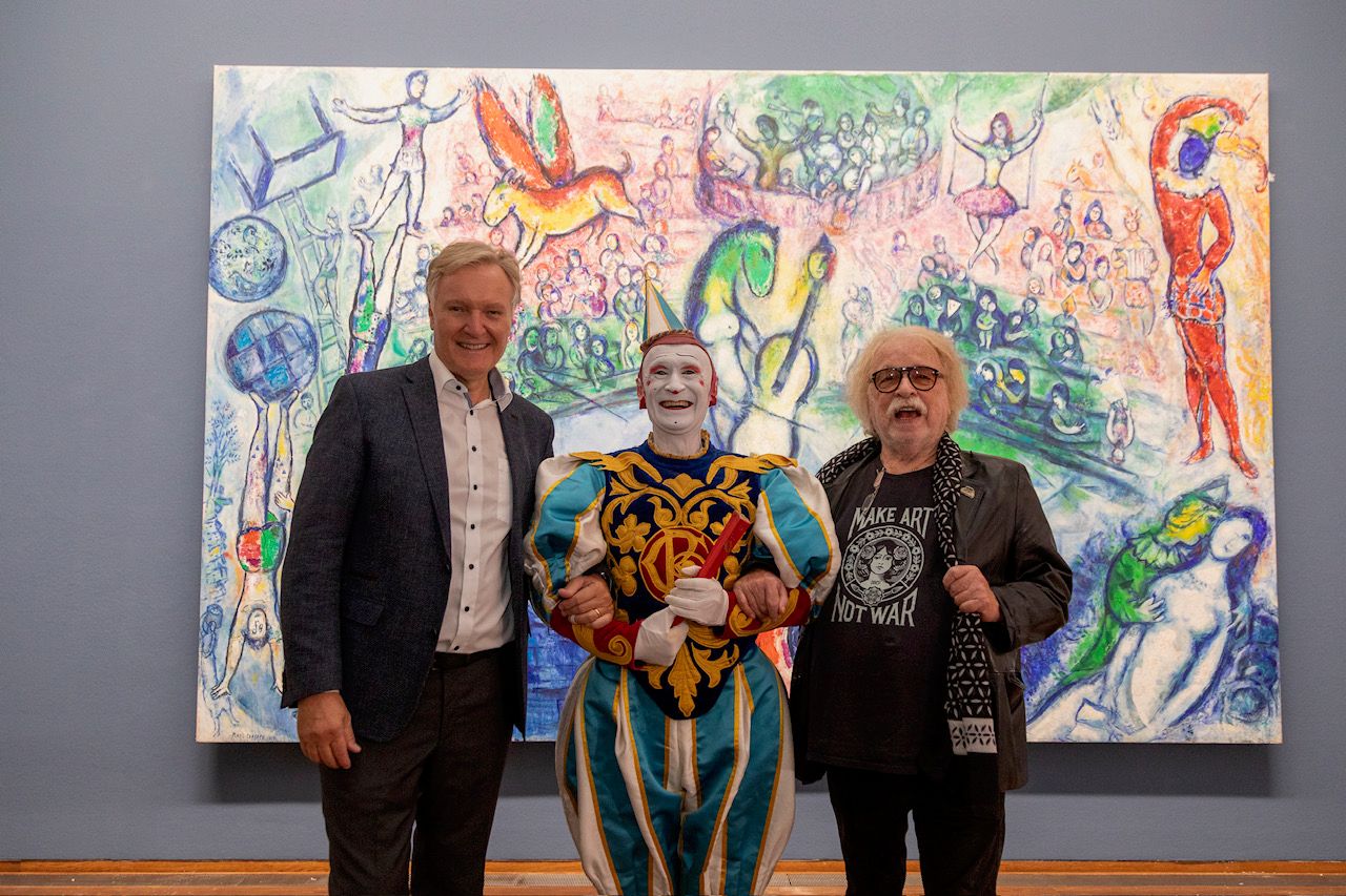 Roncalli-Direktor Bernhard Paul traf mit Weißclown Gensi Albertina-Direktor Klaus Albrecht Schröder