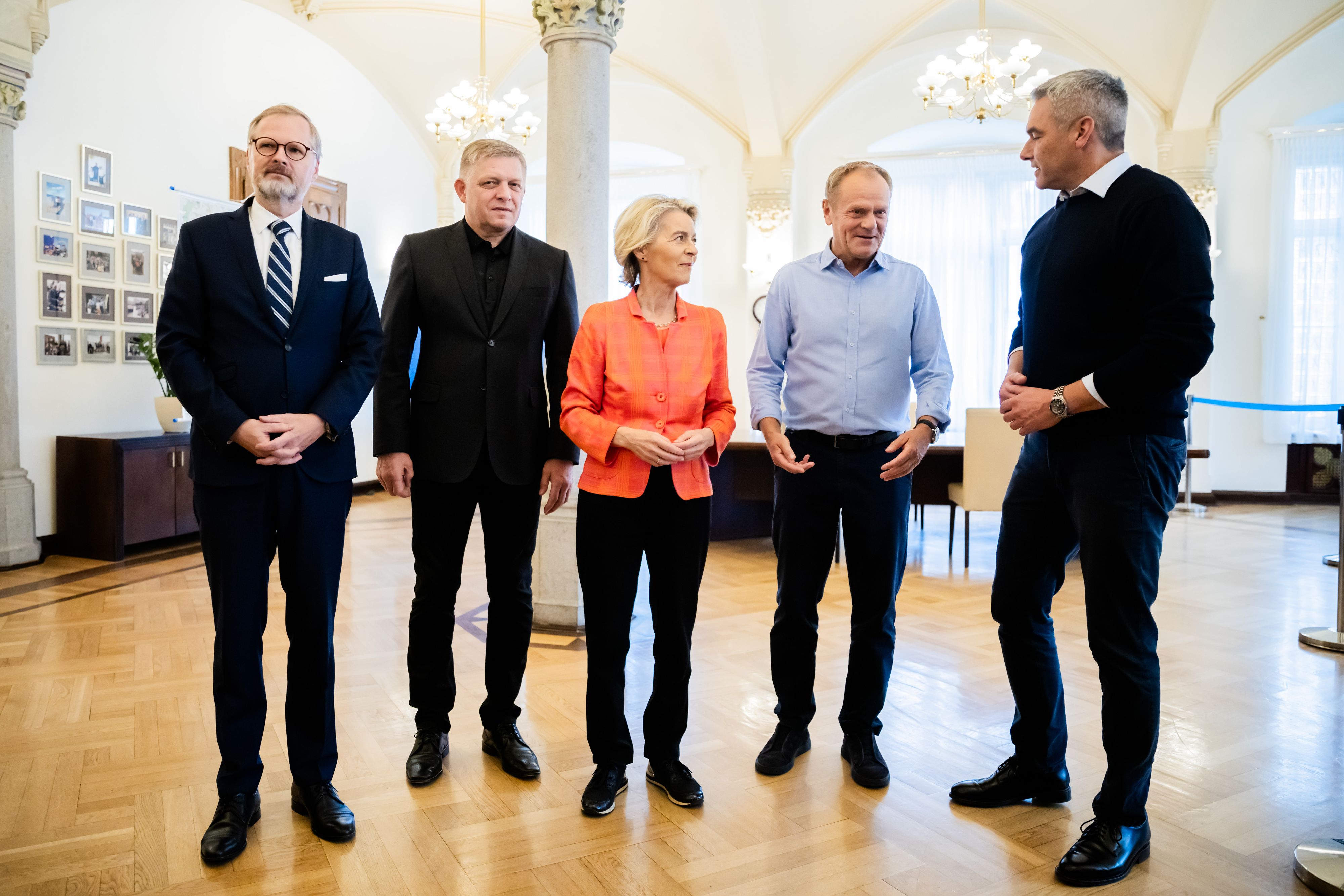 Bundeskanzler Karl Nehammer beim Hochwassergipfel in Polen.