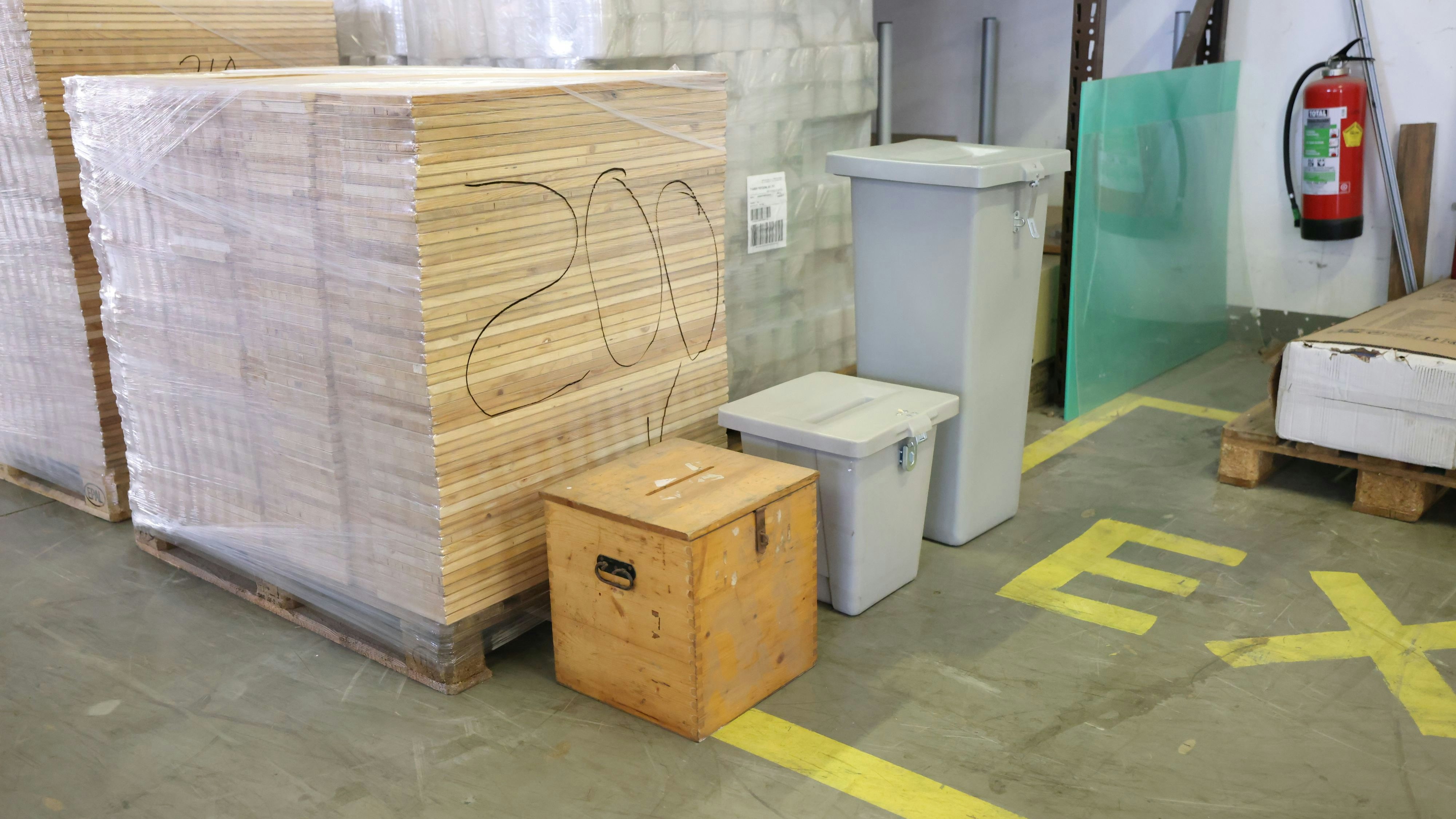 Die Entwicklung der Wahlurnen: Vor 50 Jahren waren sie noch aus Holz