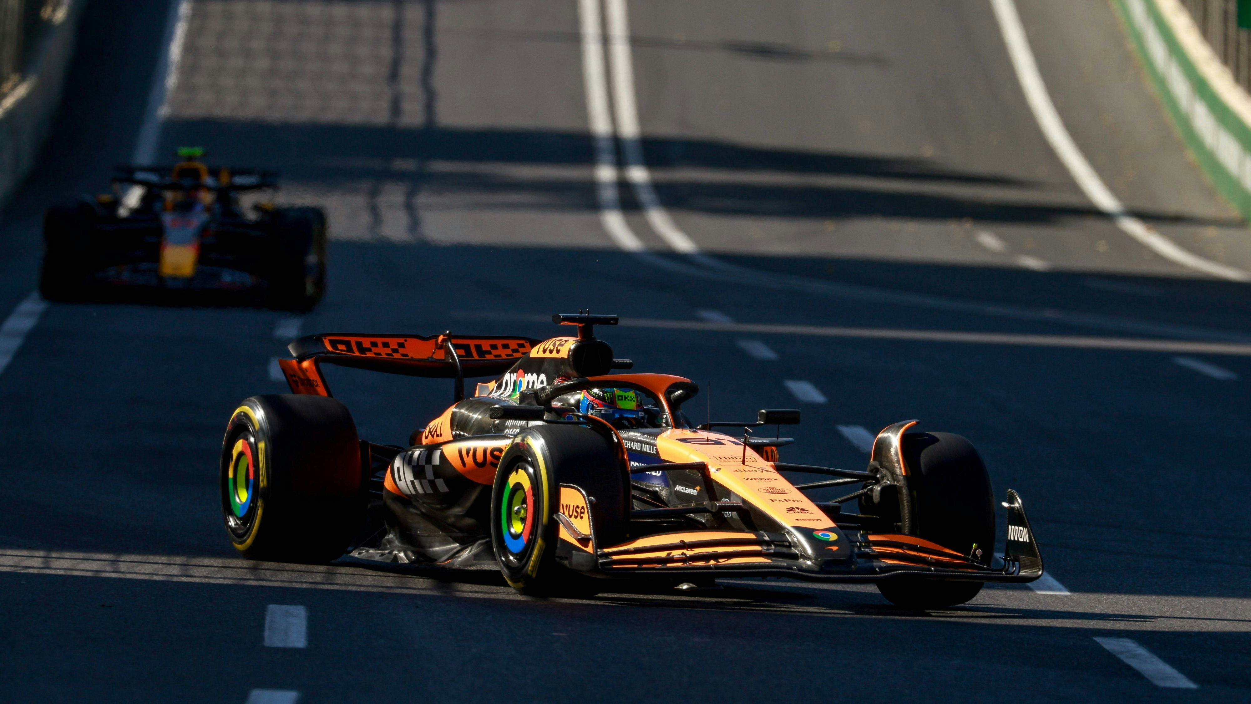 McLaren-Ass Oscar Piastri gewinnt den Grand Prix von Baku, sein Heckflügel ist nicht mehr erlaubt. 