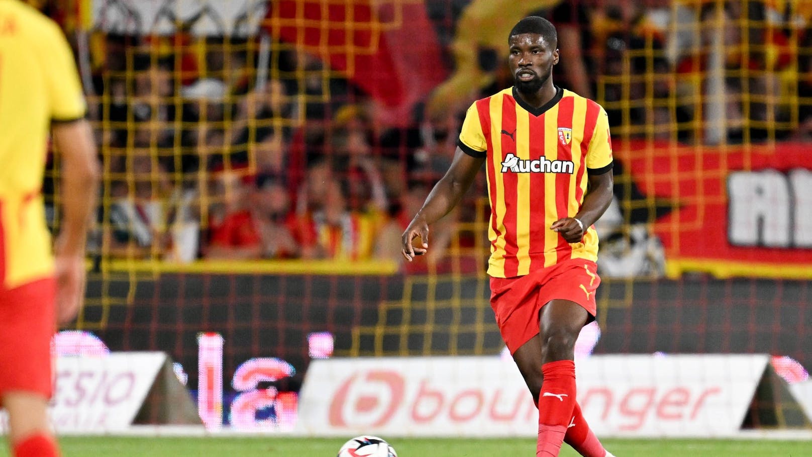 Danso bei RC Lens weiterhin zum Zuschauen gezwungen